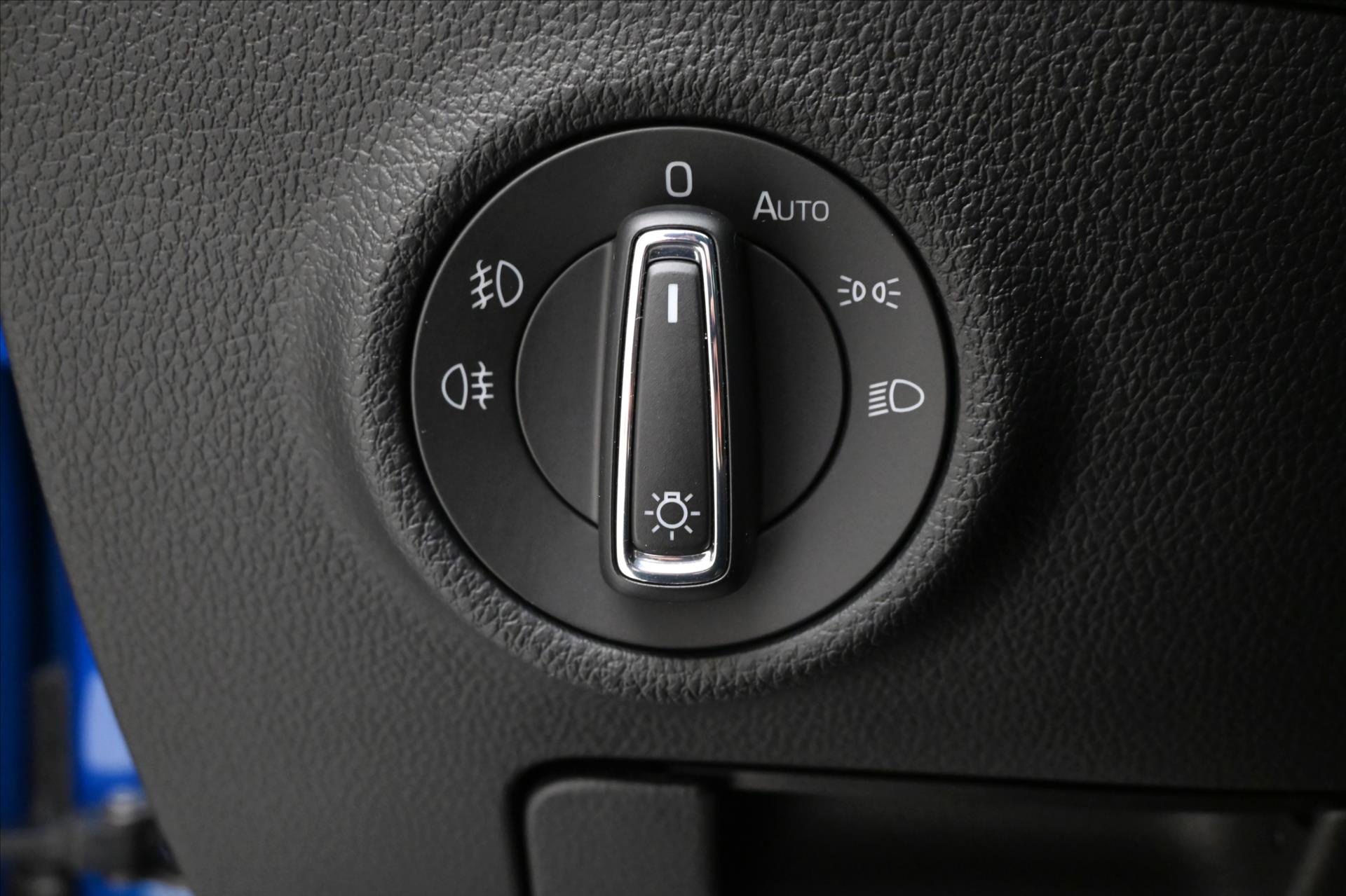 Main photo of the car Skoda Superb 2,0 TDI 147kW DSG Style Záruka až 5 let (27)