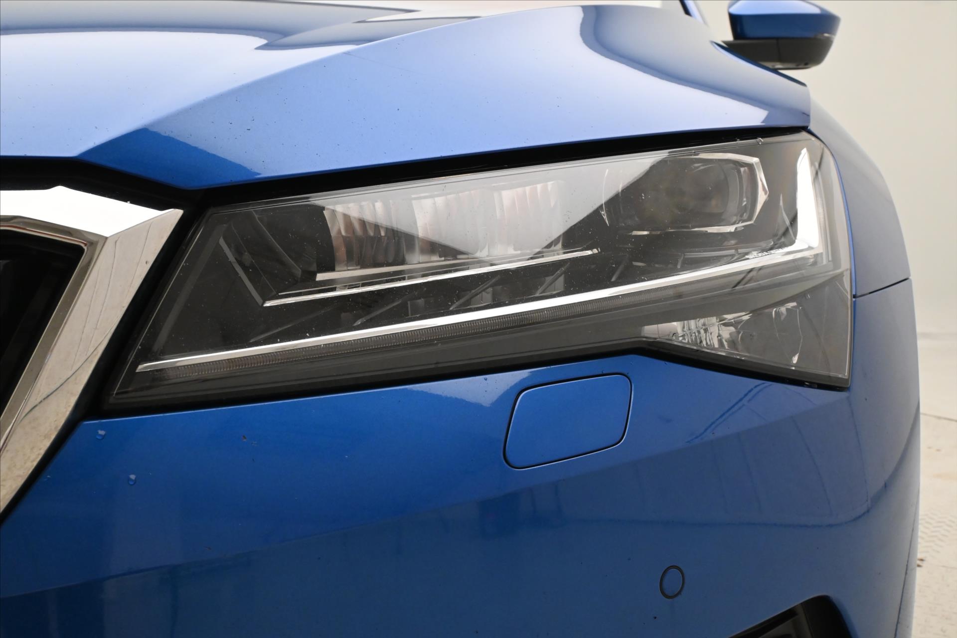 Main photo of the car Skoda Superb 2,0 TDI 147kW DSG Style Záruka až 5 let (30)