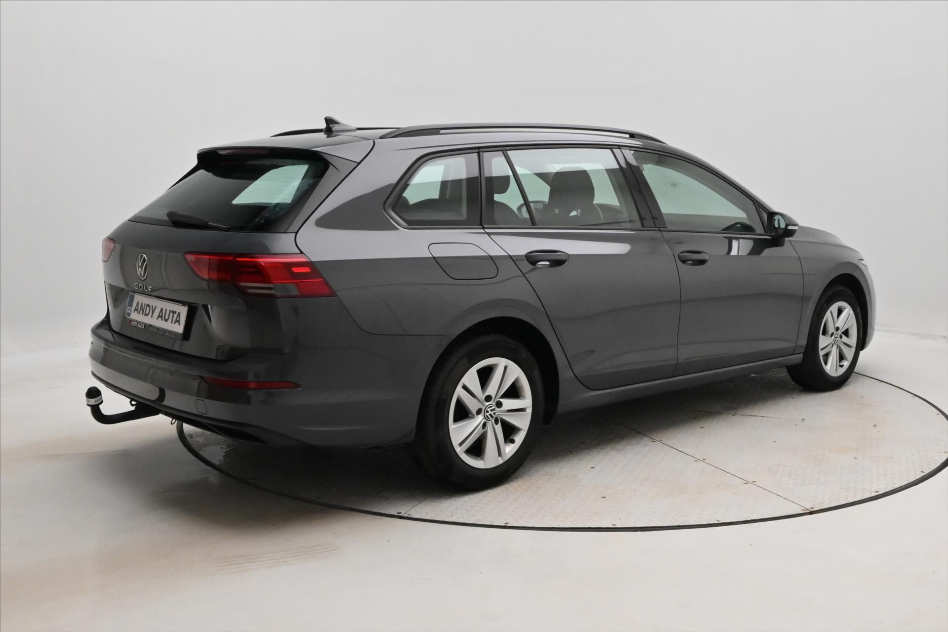 Hlavní fotografie vozu Volkswagen Golf 2,0 TDI 85 kW DSG Life Záruka až 5 let (5)
