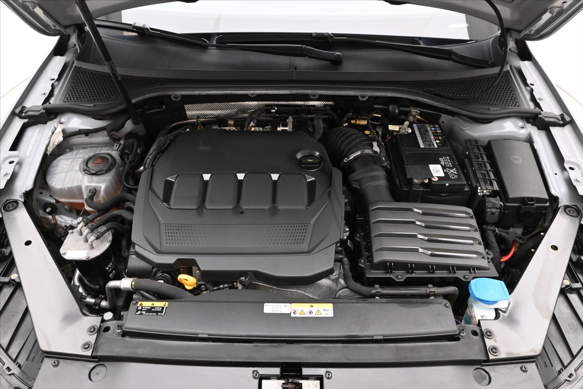 Hlavní fotografie vozu Volkswagen Passat 2,0 TDI 110 kW DSG ELEGANCE Záruka až 5 let (9)
