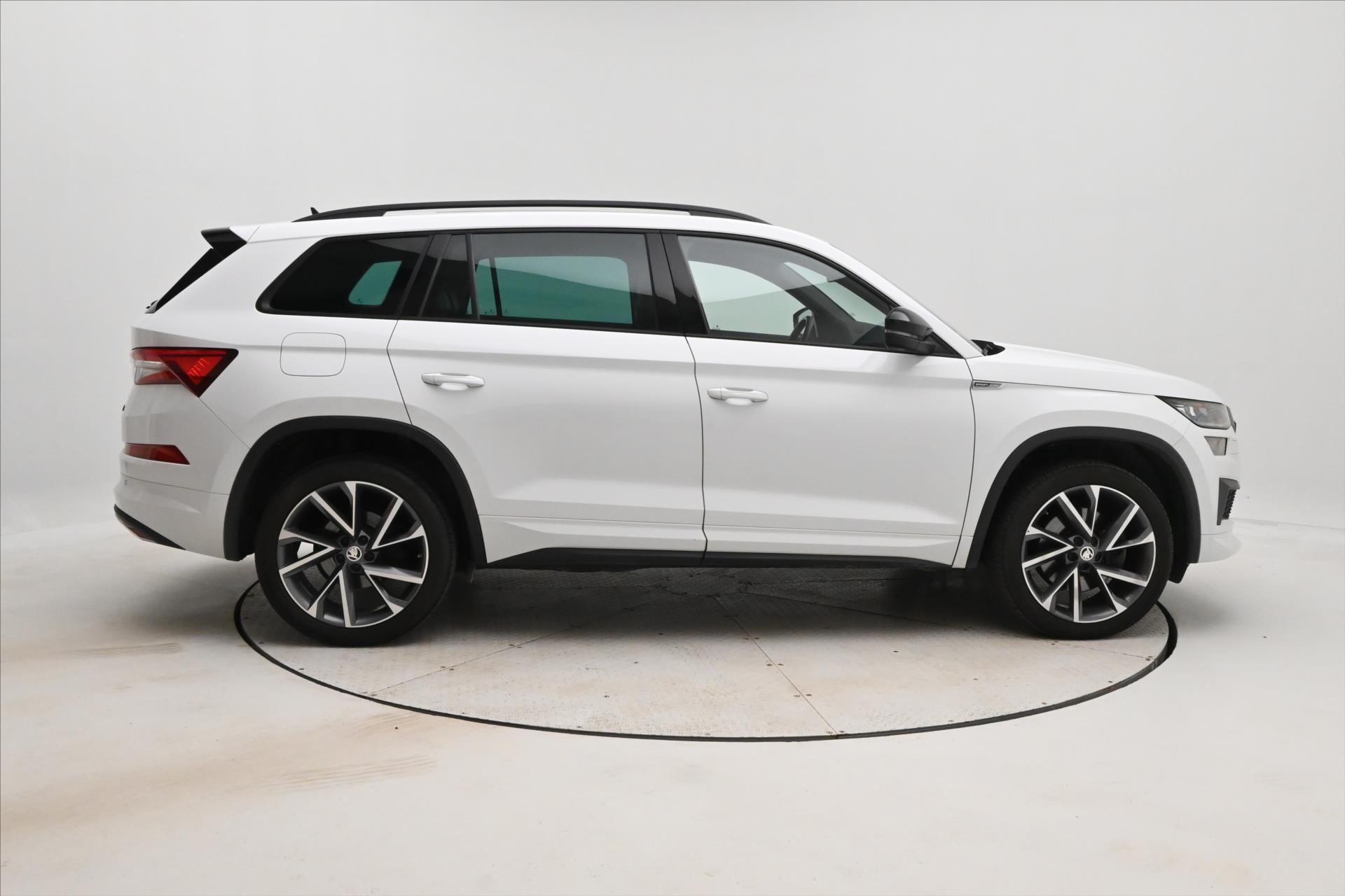 Hlavní fotografie vozu Škoda Kodiaq 2,0 TDI 147kW DSG 4x4 Sportline Záruka až 5 let (4)