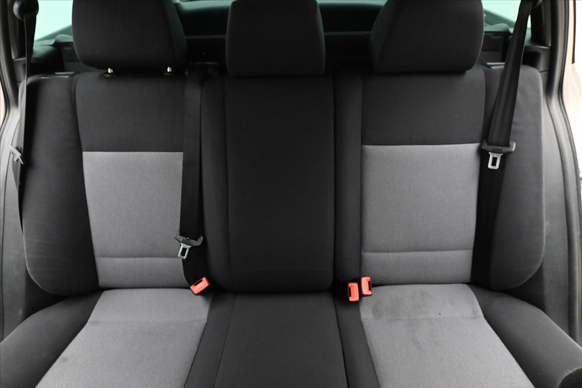 Hlavní fotografie vozu Škoda Octavia 1,9 TDI 81 kW Ambition Tažné (25)