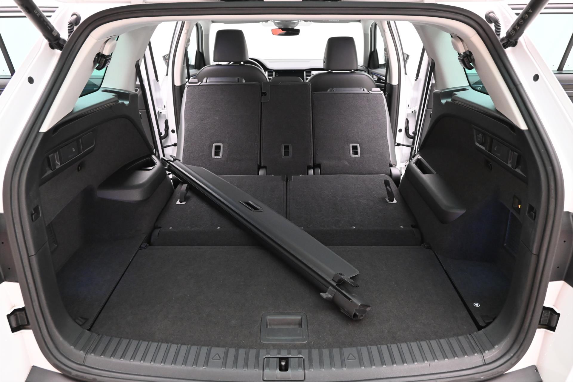 Main photo of the car Skoda Kodiaq 2,0 TSI 140KW DSG 4x4 7MÍST STYLE Záruka až 5 let (12)
