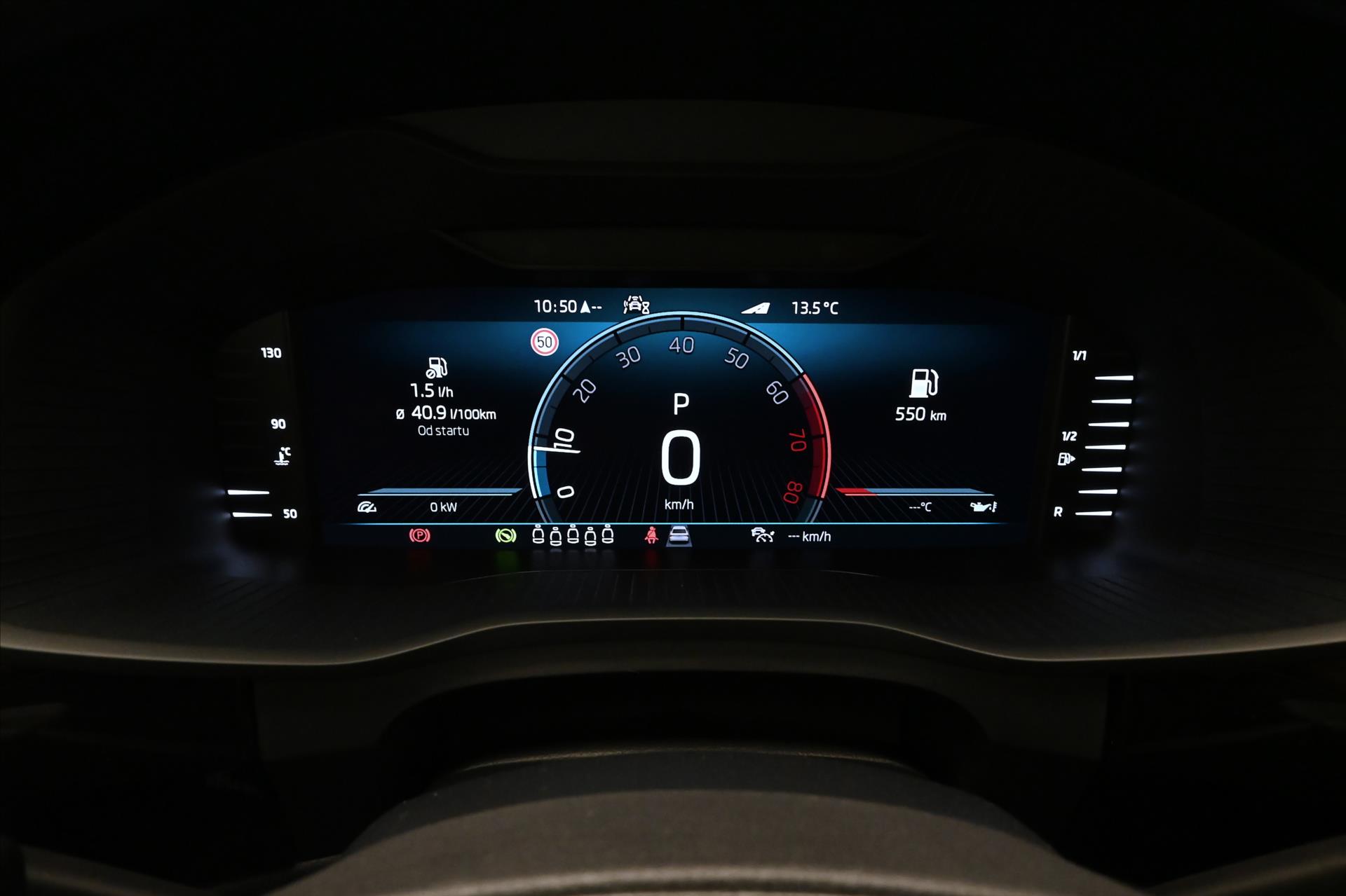 Main photo of the car Skoda Kodiaq 2,0 TSI 140KW DSG 4x4 7MÍST STYLE Záruka až 5 let (17)