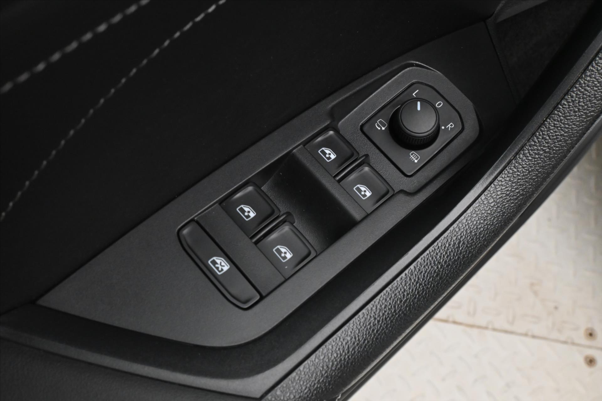 Main photo of the car Skoda Kodiaq 2,0 TSI 140KW DSG 4x4 7MÍST STYLE Záruka až 5 let (27)