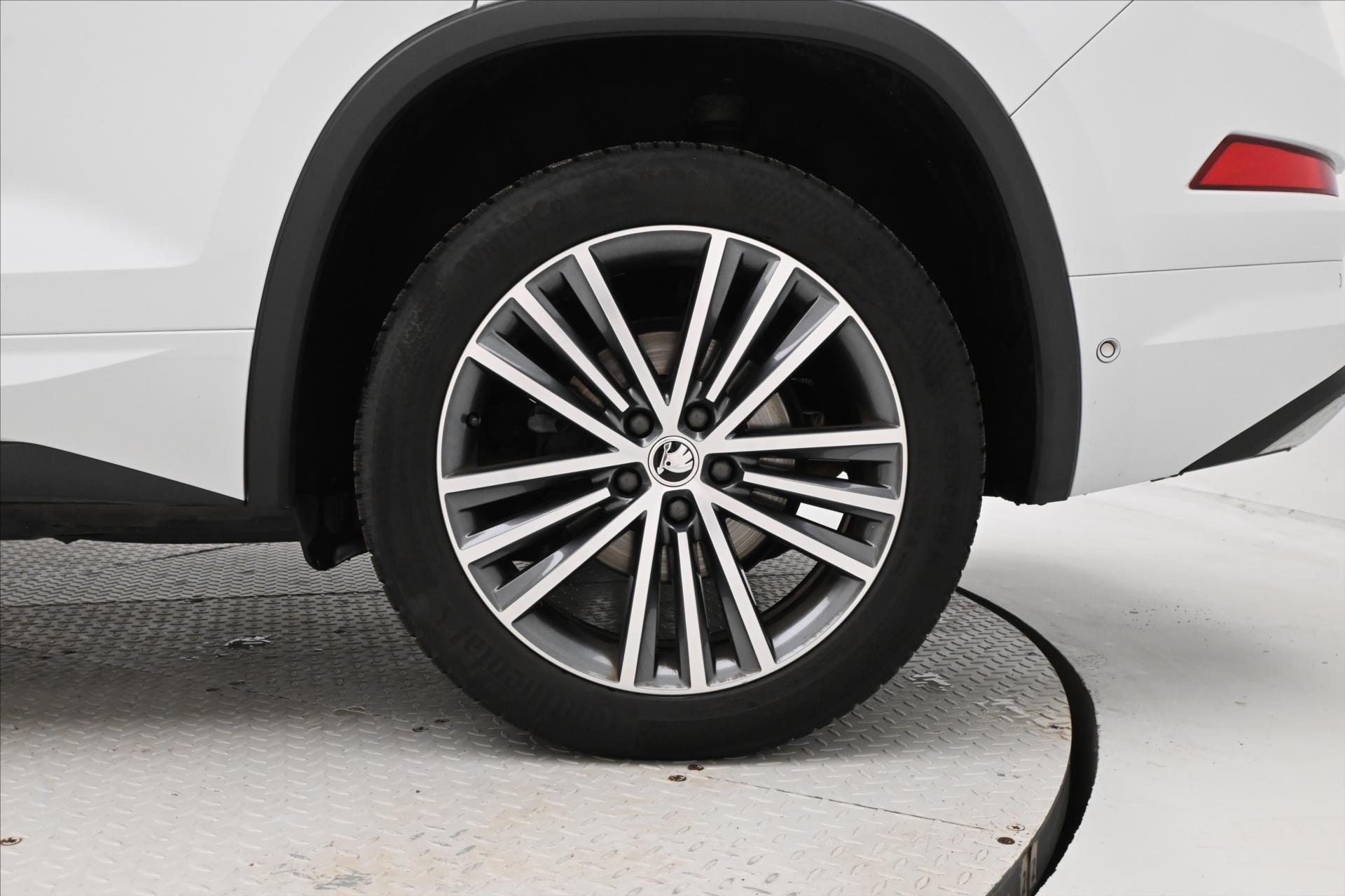 Main photo of the car Skoda Kodiaq 2,0 TSI 140KW DSG 4x4 7MÍST STYLE Záruka až 5 let (35)