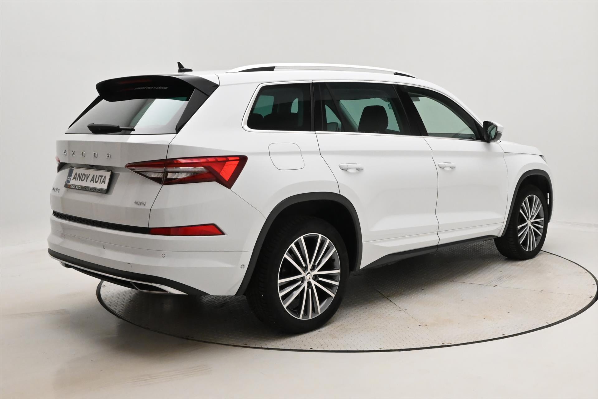Main photo of the car Skoda Kodiaq 2,0 TSI 140KW DSG 4x4 7MÍST STYLE Záruka až 5 let (5)