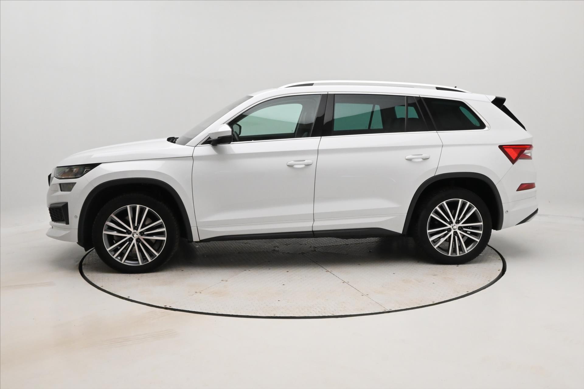 Main photo of the car Skoda Kodiaq 2,0 TSI 140KW DSG 4x4 7MÍST STYLE Záruka až 5 let (8)