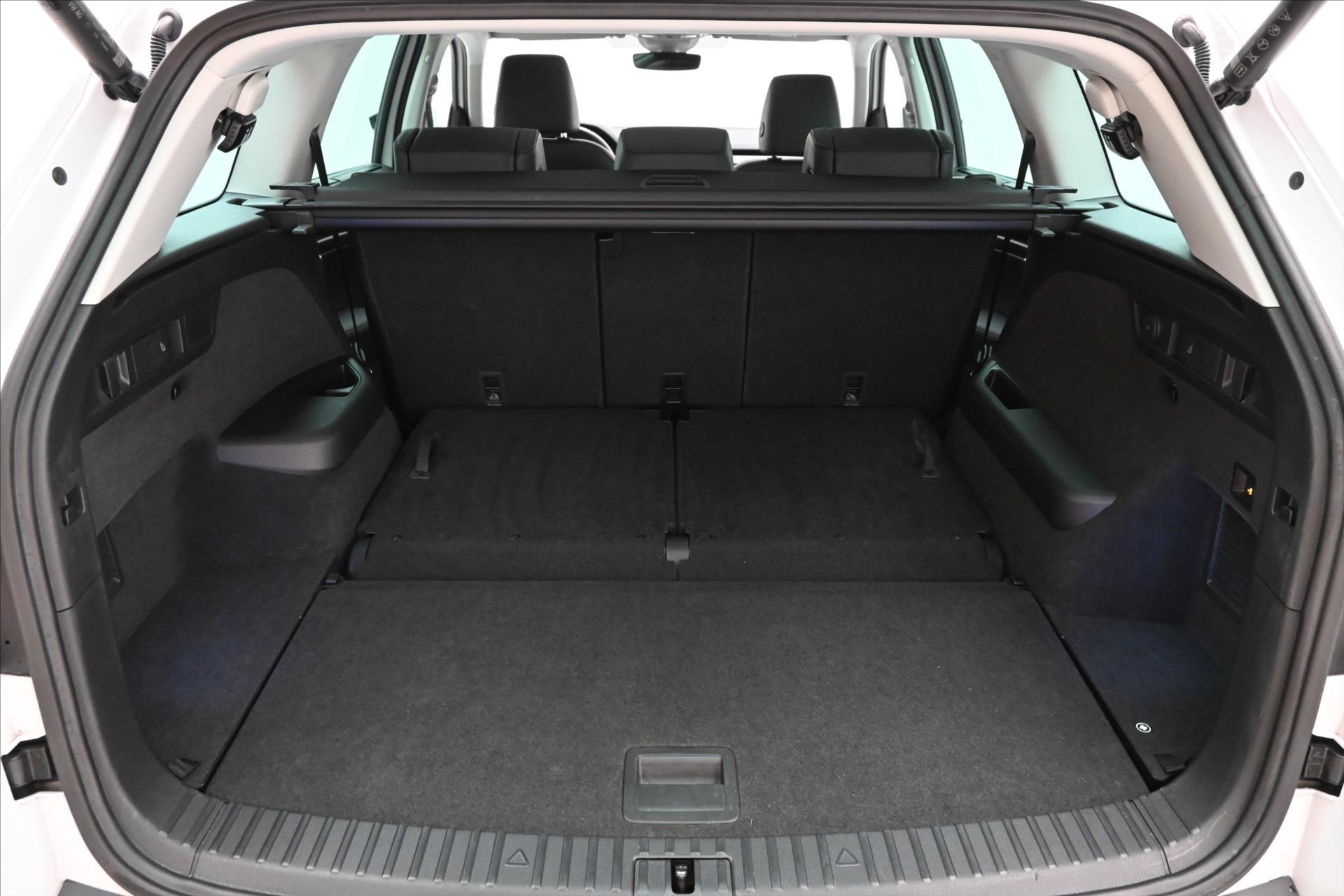 Main photo of the car Skoda Kodiaq 2,0 TSI 140KW DSG L&K 4x4 7MÍST STYLE Záruka až 5 let (11)