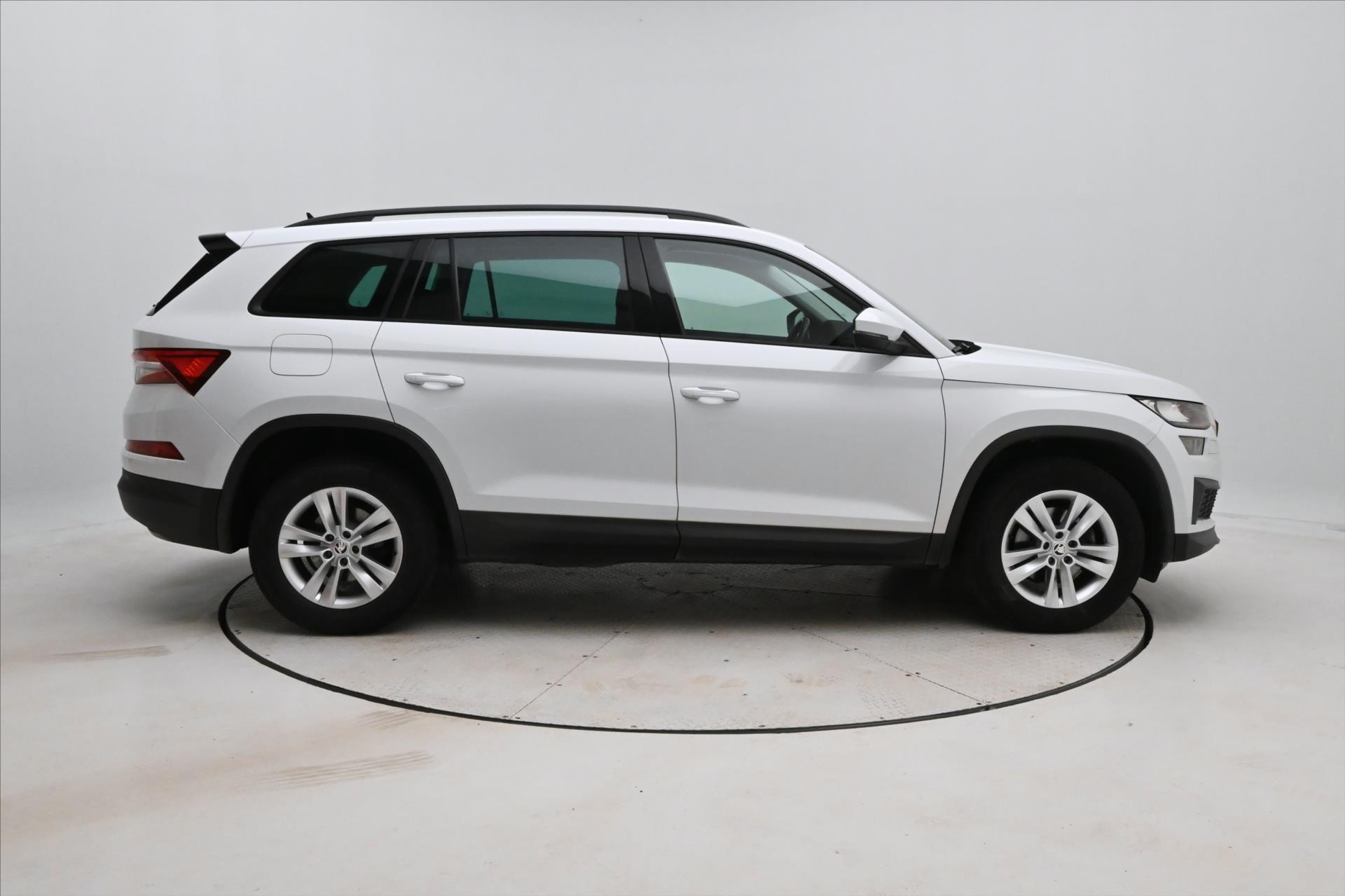 Hlavní fotografie vozu Škoda Kodiaq 1,5 TSI 110 kW DSG Ambition Záruka až 5 let (4)