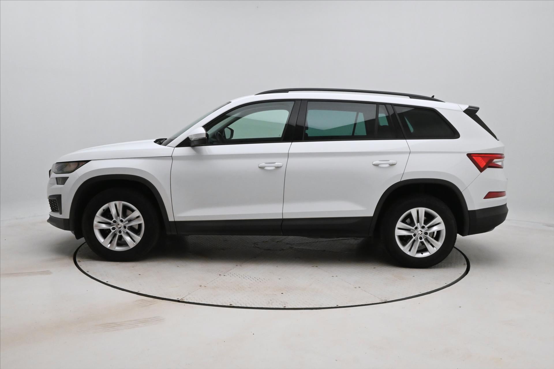 Hlavní fotografie vozu Škoda Kodiaq 1,5 TSI 110kW DSG Ambition Záruka až 5 let (9)
