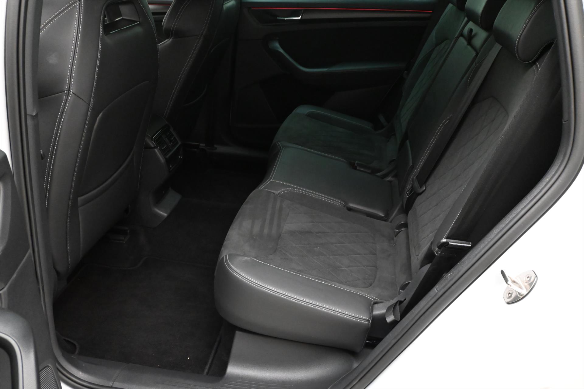 Hlavní fotografie vozu Škoda Kodiaq 2,0 TDI 147kW DSG Sportline Záruka až 5 let (12)