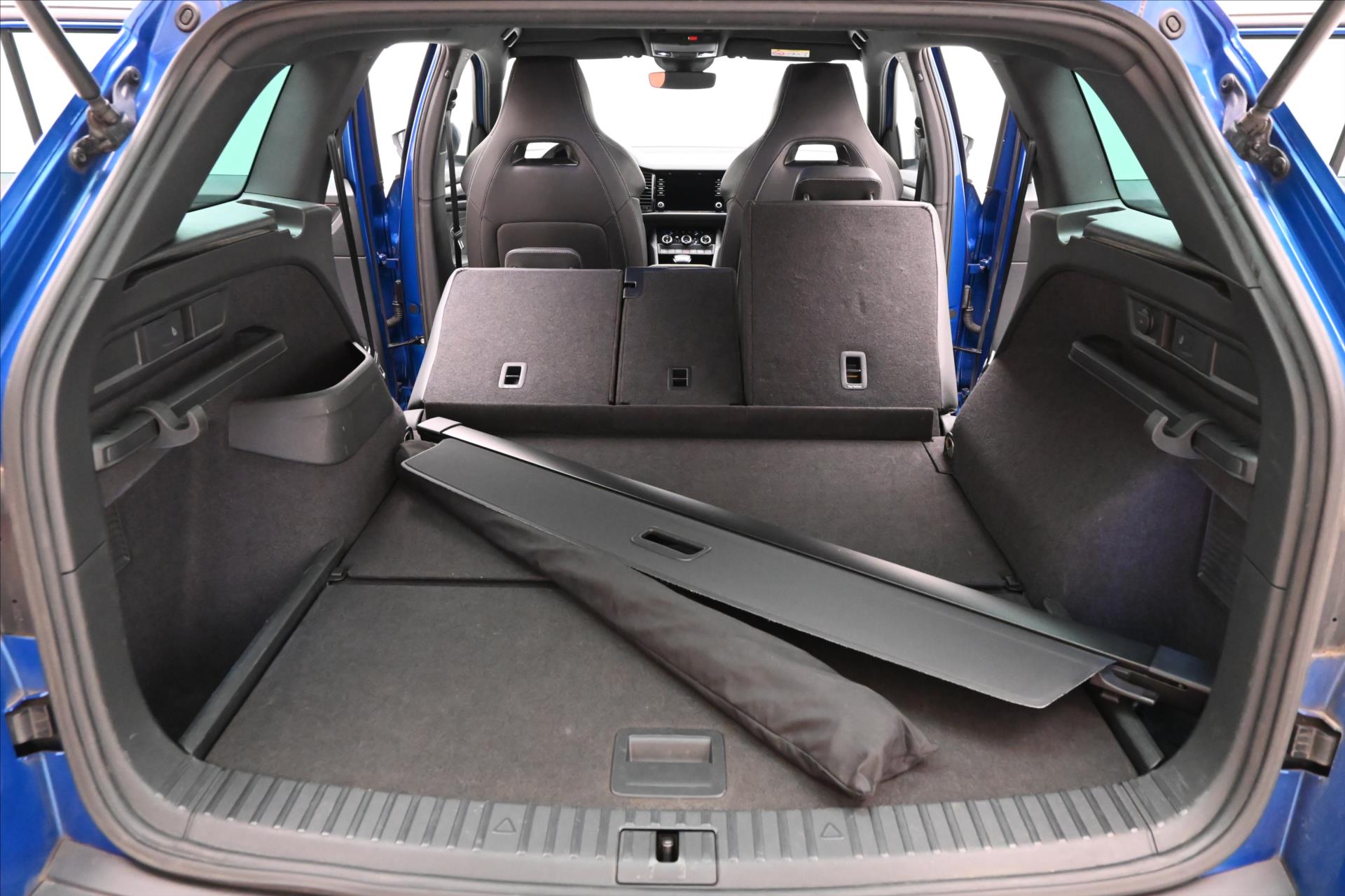 Main photo of the car Skoda Kodiaq 2,0 TDI 147kW Sportline 4x4 Záruka až 5 let (10)
