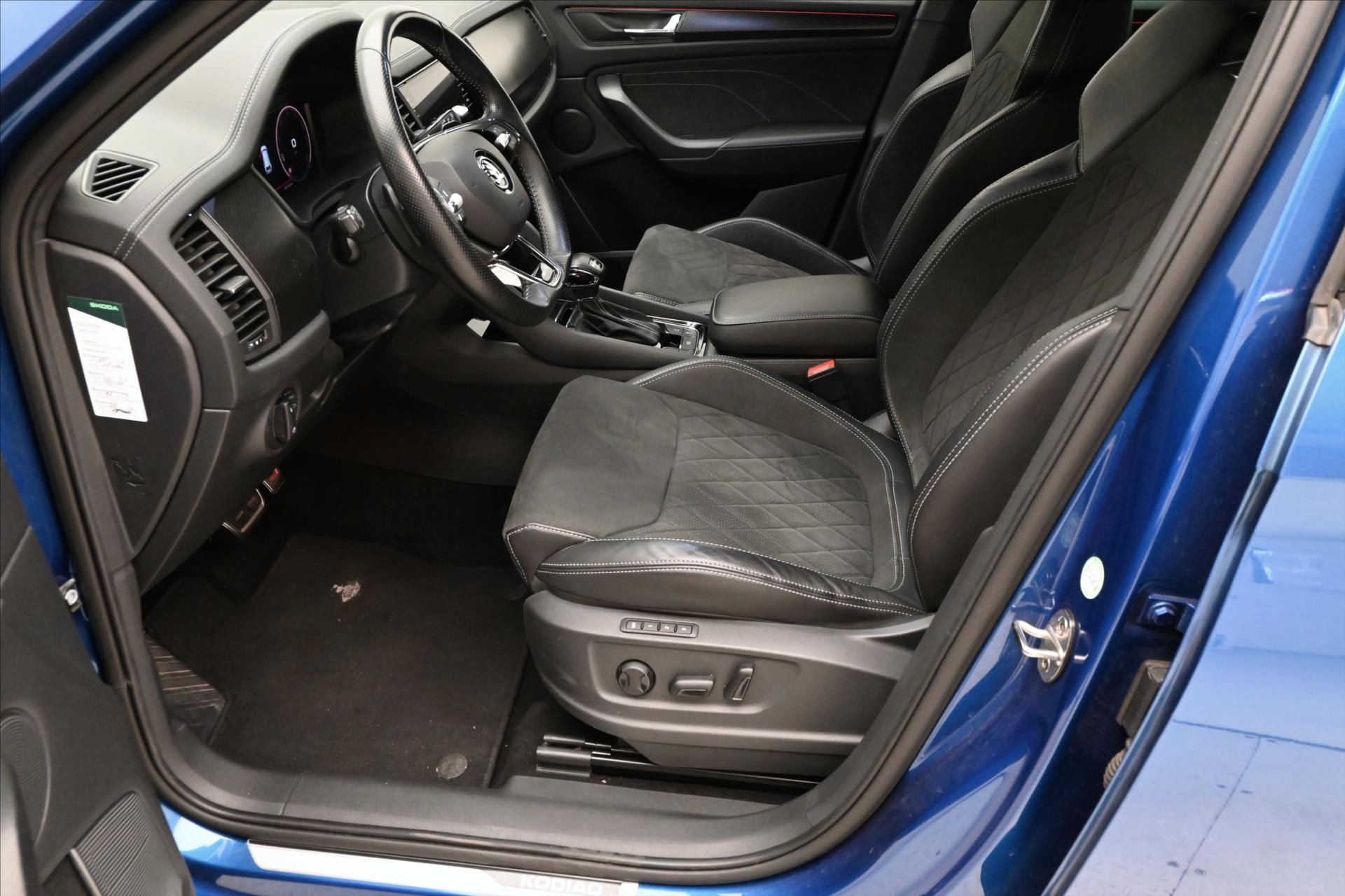 Main photo of the car Skoda Kodiaq 2,0 TDI 147kW Sportline 4x4 Záruka až 5 let (12)