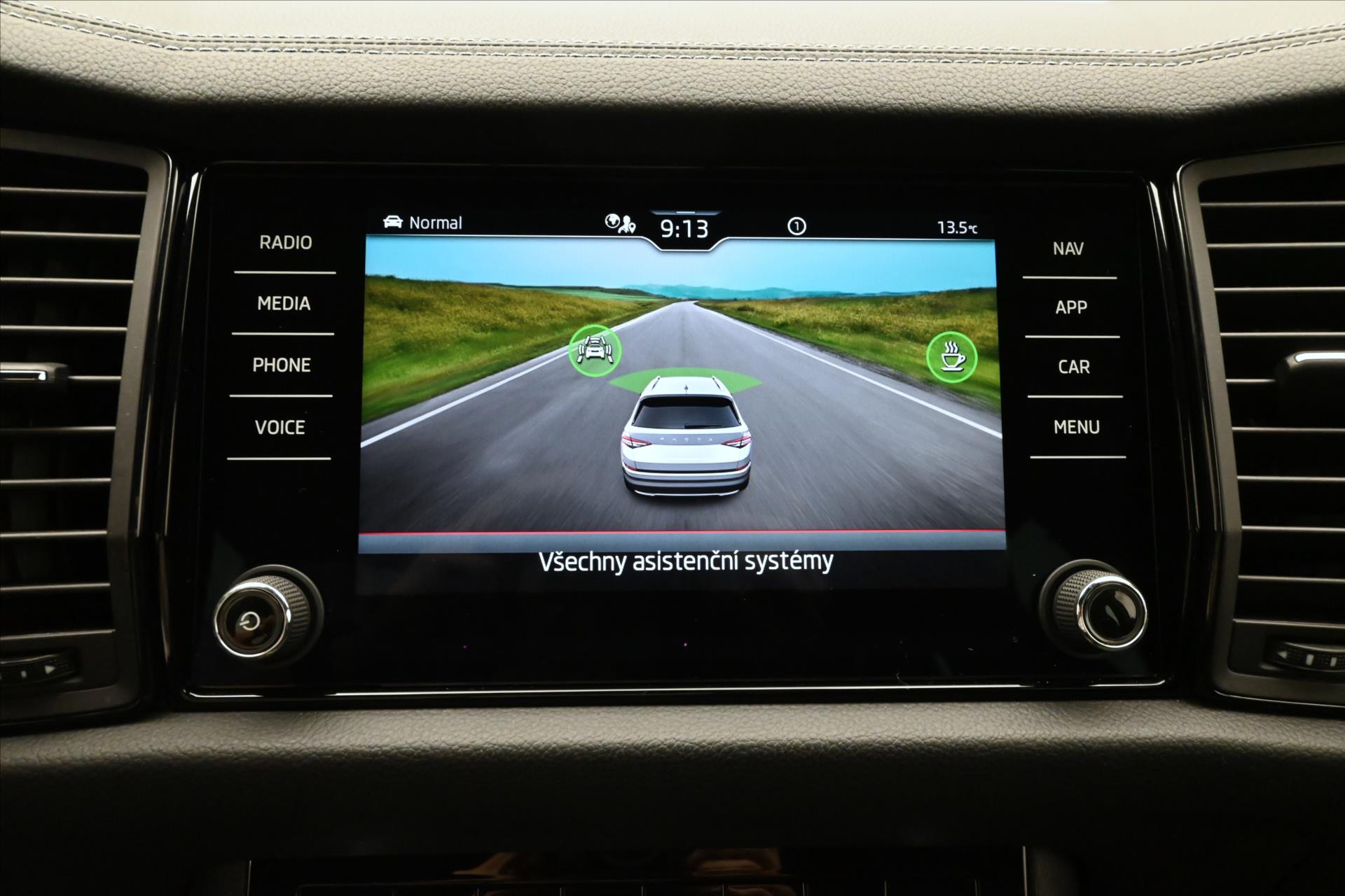 Main photo of the car Skoda Kodiaq 2,0 TDI 147kW Sportline 4x4 Záruka až 5 let (15)