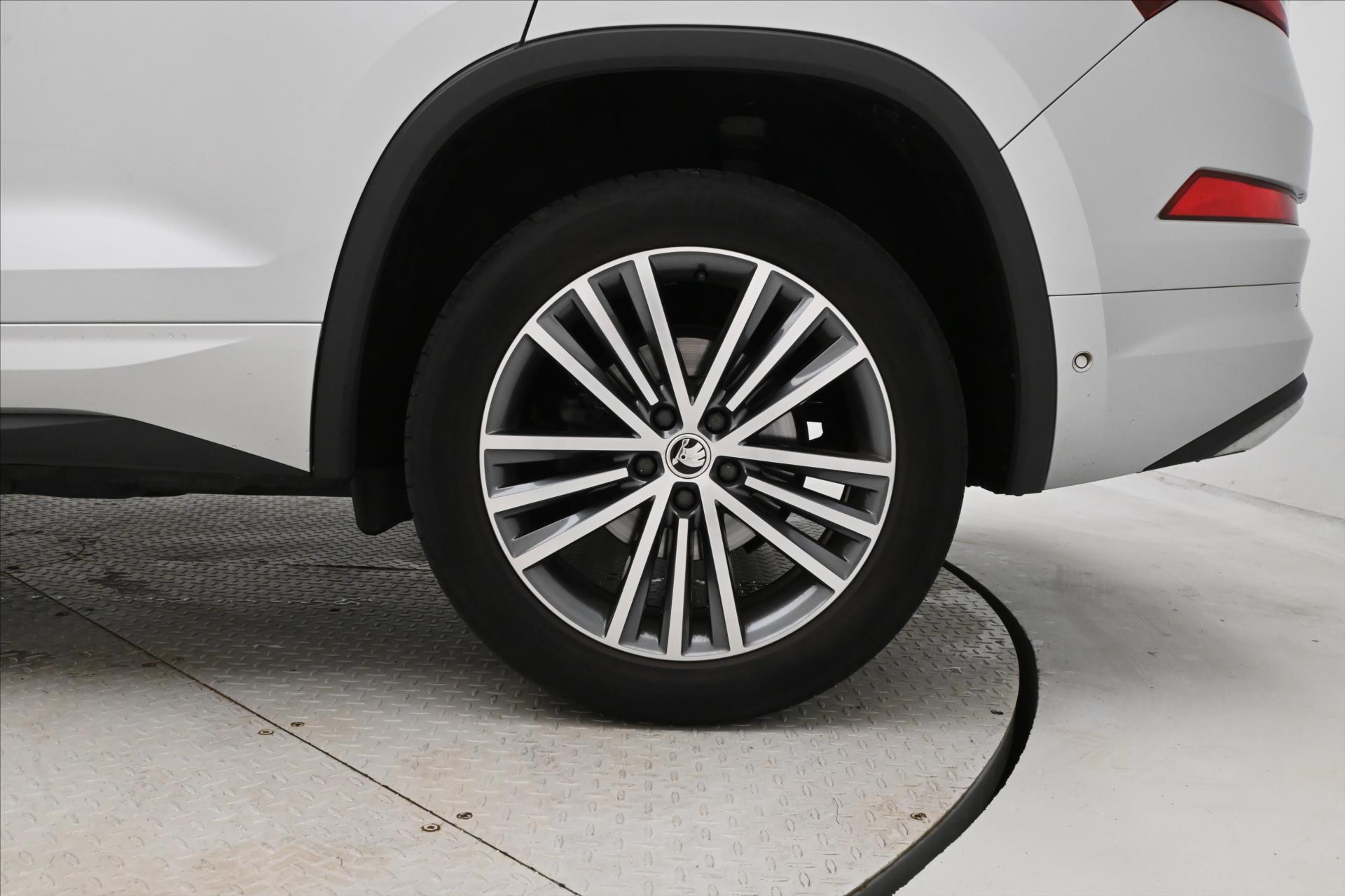 Hlavní fotografie vozu Škoda Kodiaq 2,0 TDI 147kW L&K DSG 4x4 Záruka až 5 let (33)