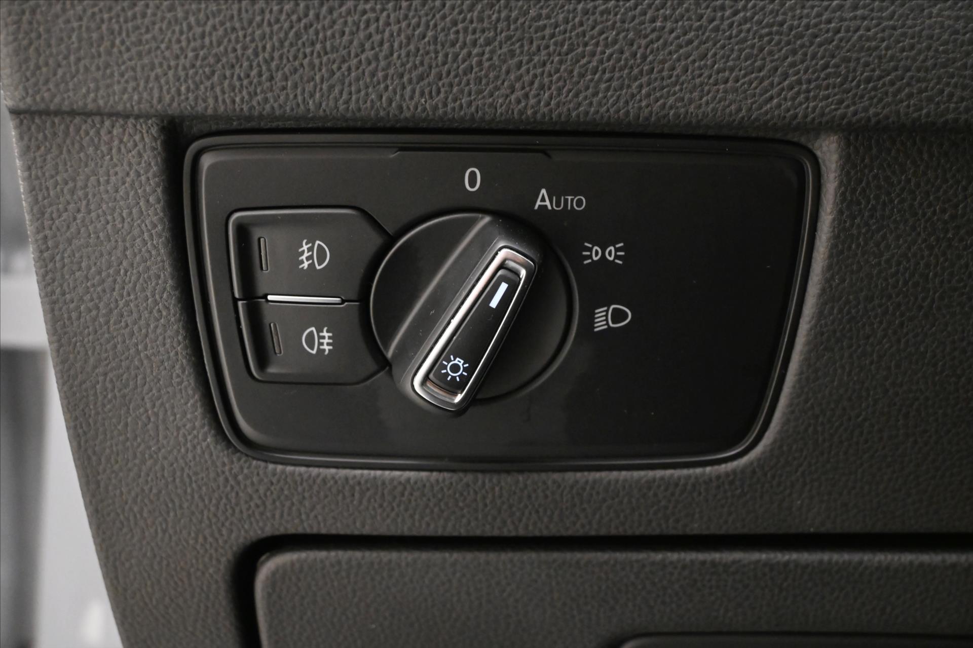 Hlavní fotografie vozu Volkswagen Passat 2,0 TDI 110kW DSG Business Záruka až 5 let (22)