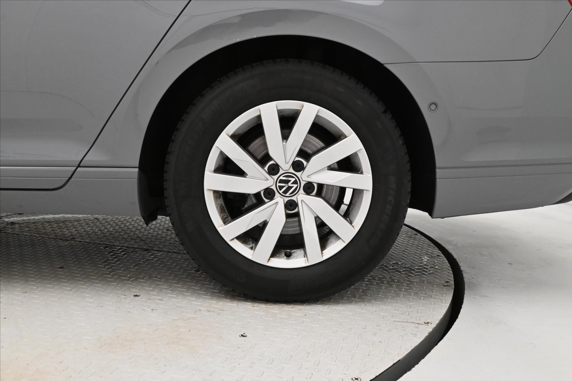 Hlavní fotografie vozu Volkswagen Passat 2,0 TDI 110kW DSG Business Záruka až 5 let (25)
