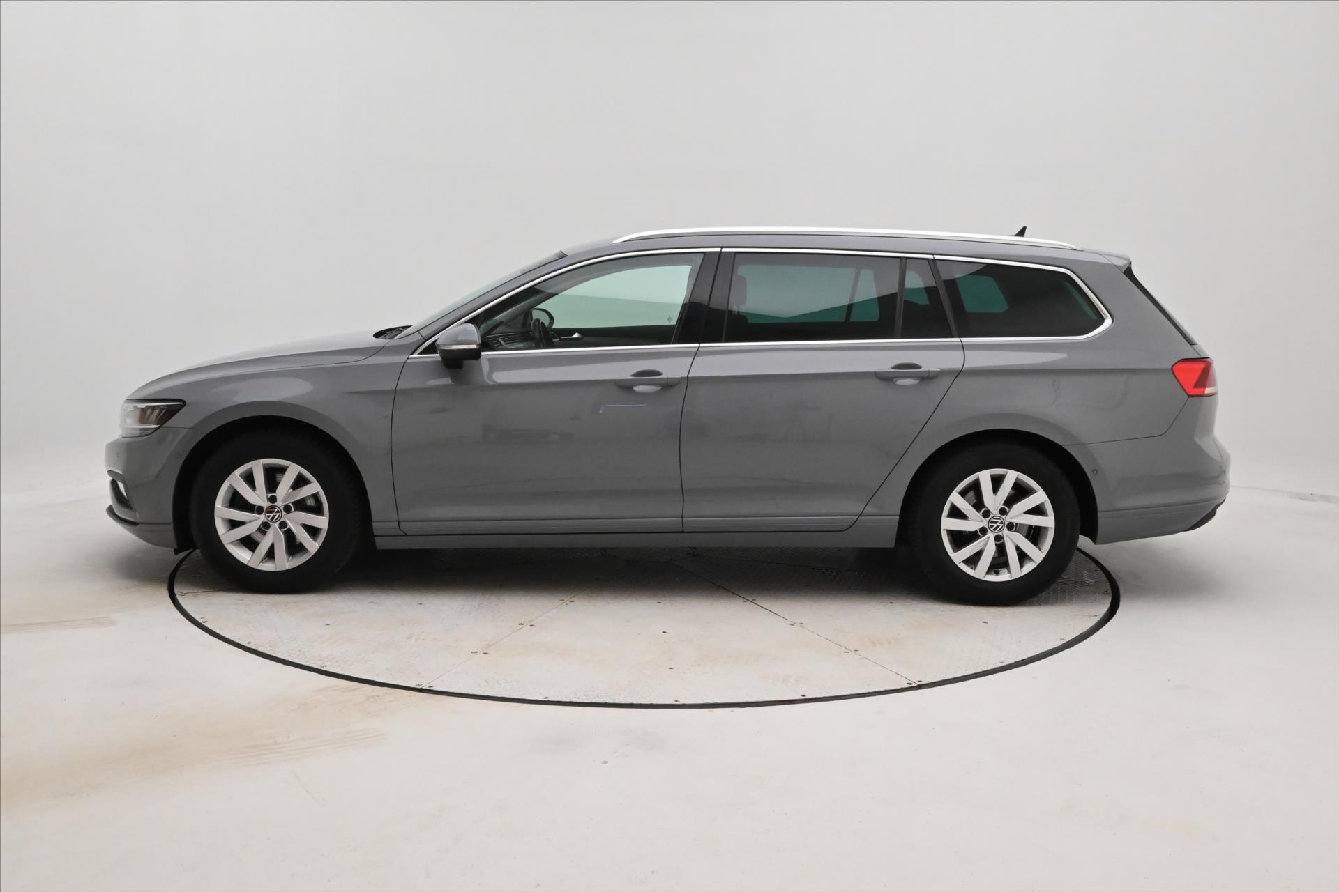 Hlavní fotografie vozu Volkswagen Passat 2,0 TDI 110kW DSG Business Záruka až 5 let (8)