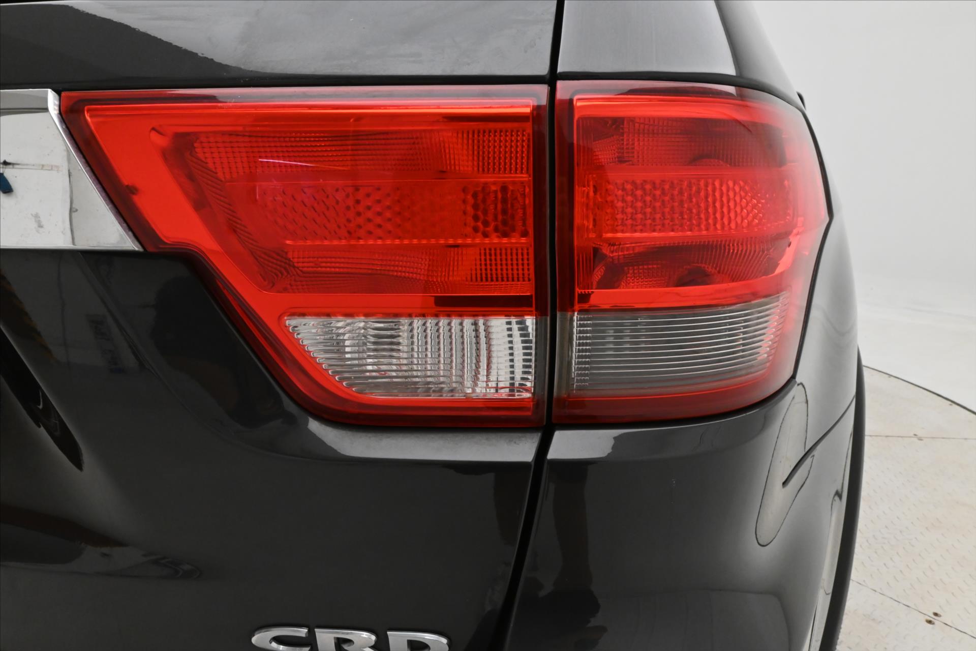 Hlavní fotografie vozu Jeep Grand Cherokee 3,0 CRD 177 kW 4x4 AT Overland TAŽNÉ 3500KG (32)