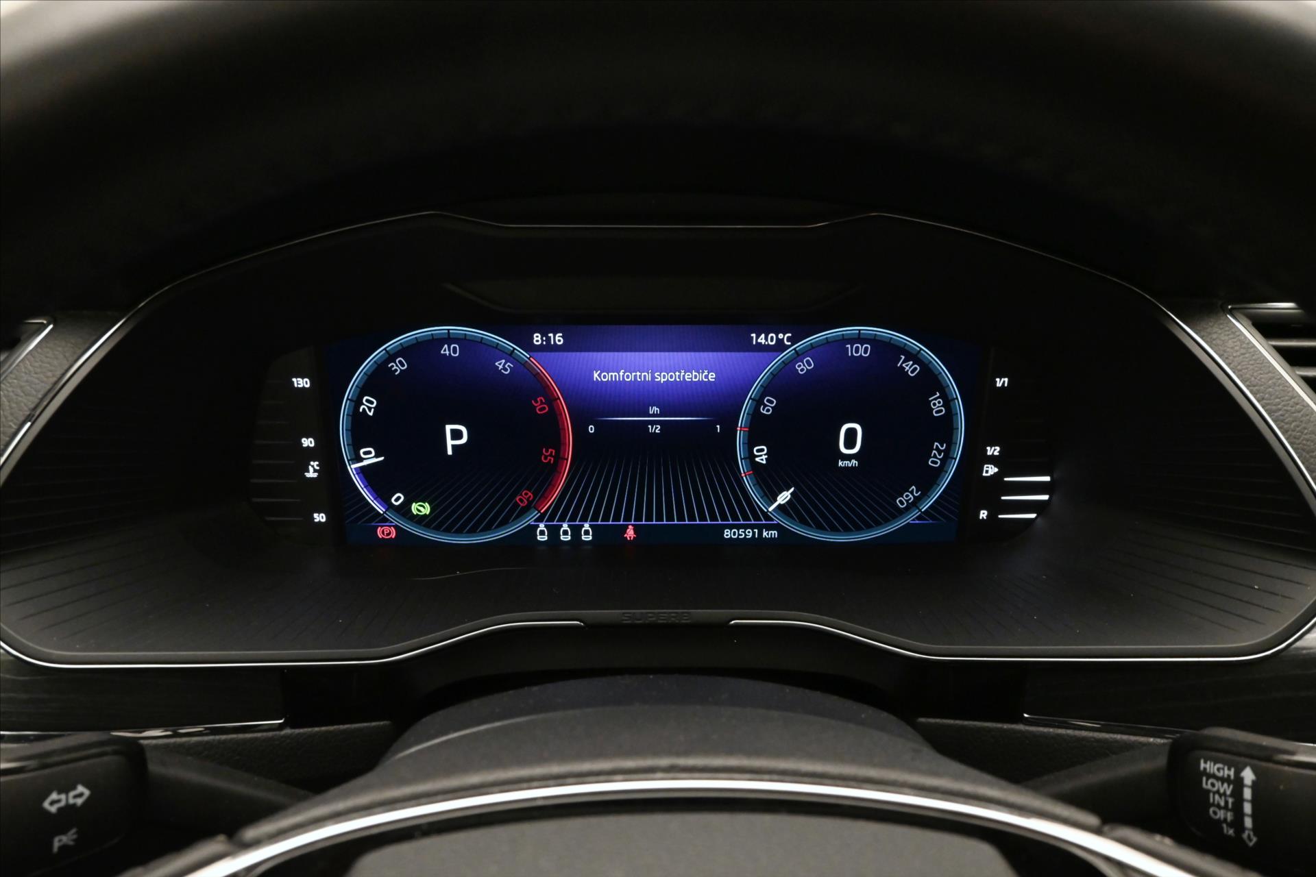 Hlavní fotografie vozu Škoda Superb 2,0 TDI 110kW DSG Style Záruka až 5 let (14)