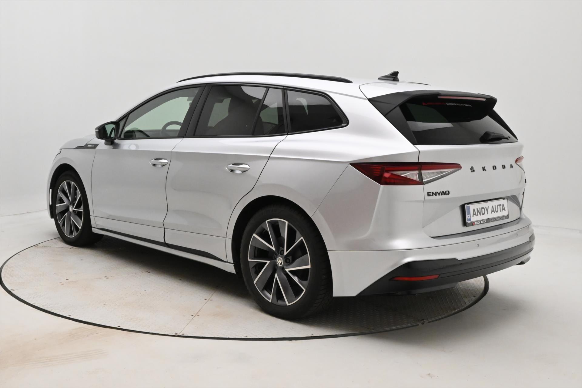 Hlavní fotografie vozu Škoda Enyaq iV 60 132kW SportPlus SOH 87%  Záruka až 3 rok (7)