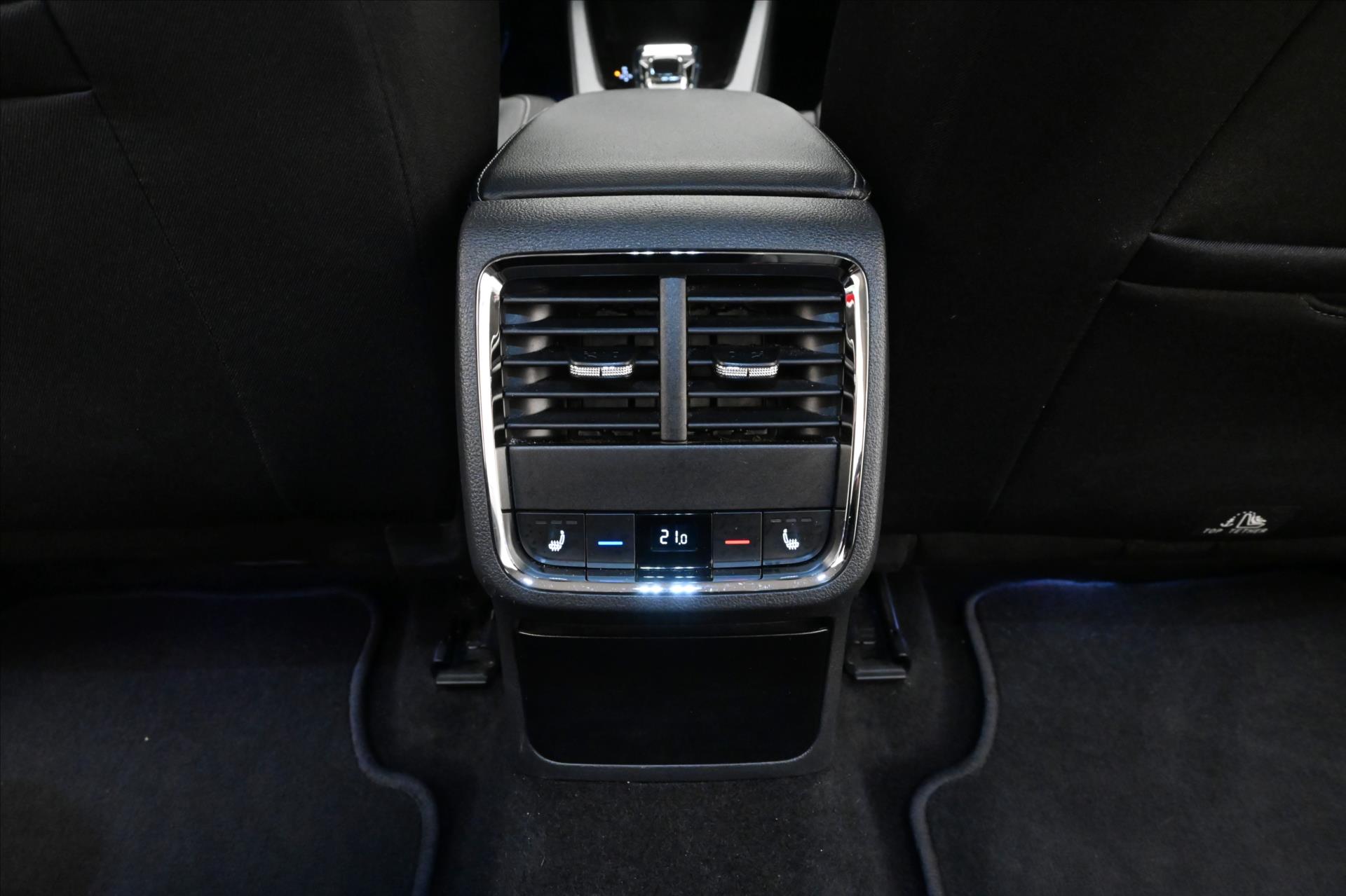 Hlavní fotografie vozu Škoda Octavia 1,0 TSI e-TEC 81kW DSG Style Záruka až 5 let (23)