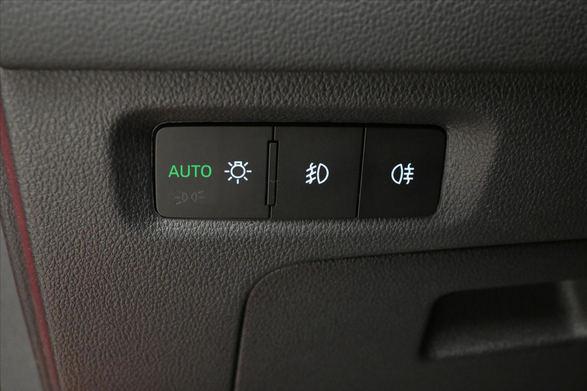 Hlavní fotografie vozu Škoda Octavia 1,0 TSI e-TEC 81kW DSG Style Záruka až 5 let (28)