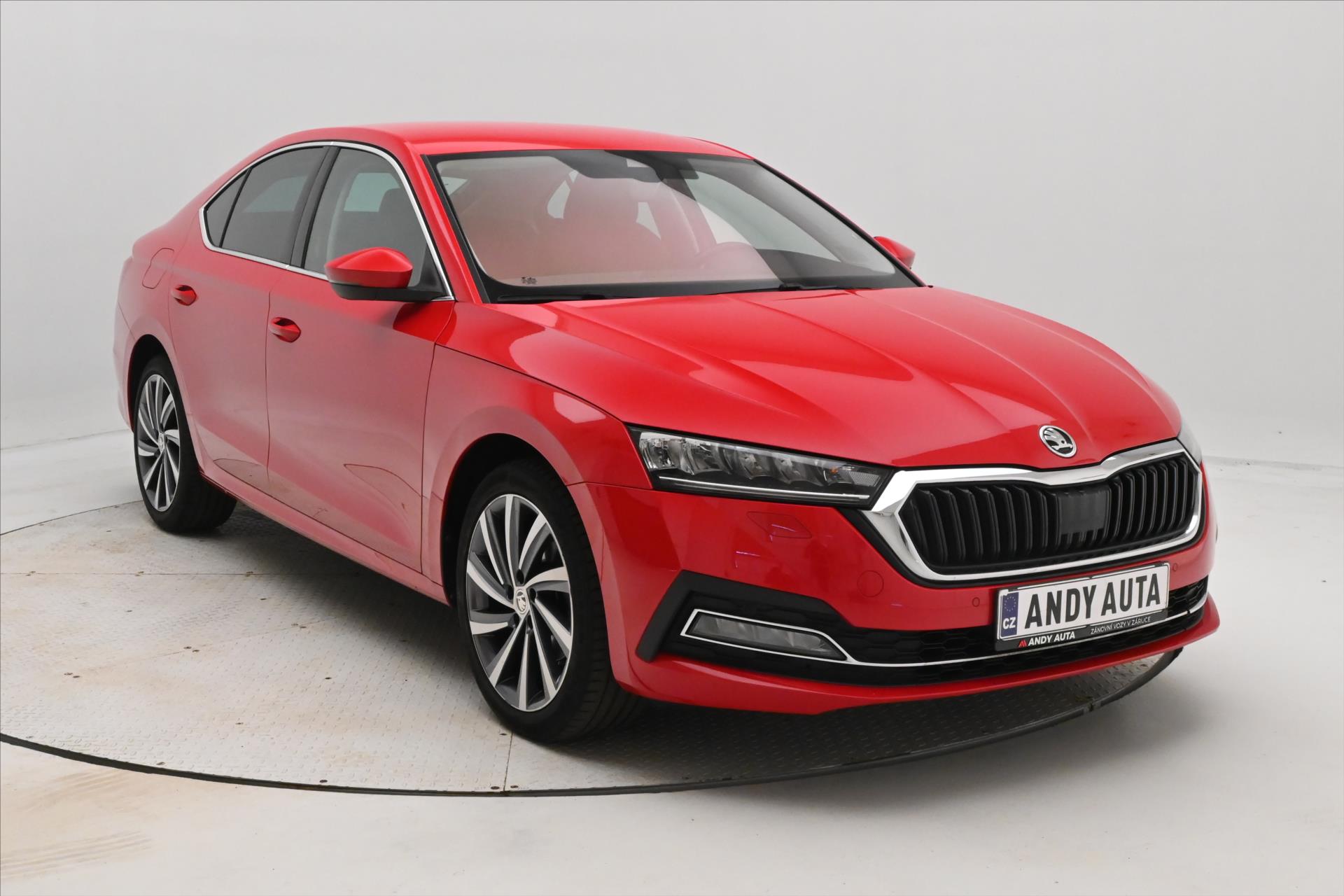 Hlavní fotografie vozu Škoda Octavia 1,0 TSI e-TEC 81kW DSG Style Záruka až 5 let (3)
