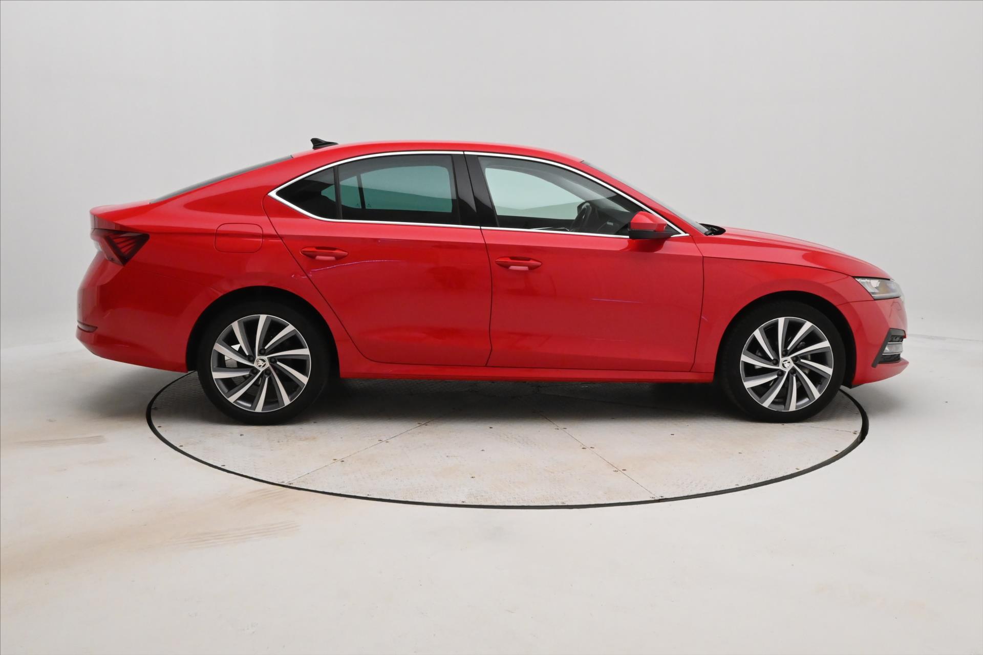 Hlavní fotografie vozu Škoda Octavia 1,0 TSI e-TEC 81kW DSG Style Záruka až 5 let (4)