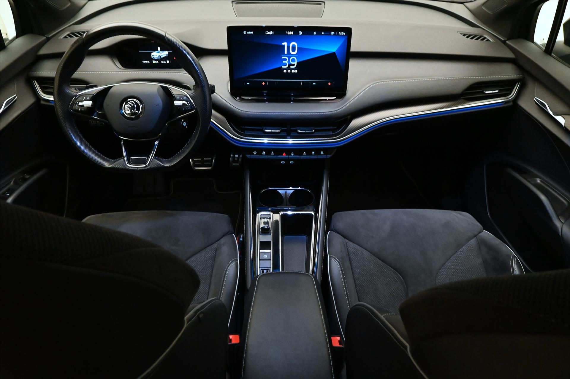 Hlavní fotografie vozu Škoda Enyaq iV60 132 kW SportLINE Záruka až 3 roky (15)