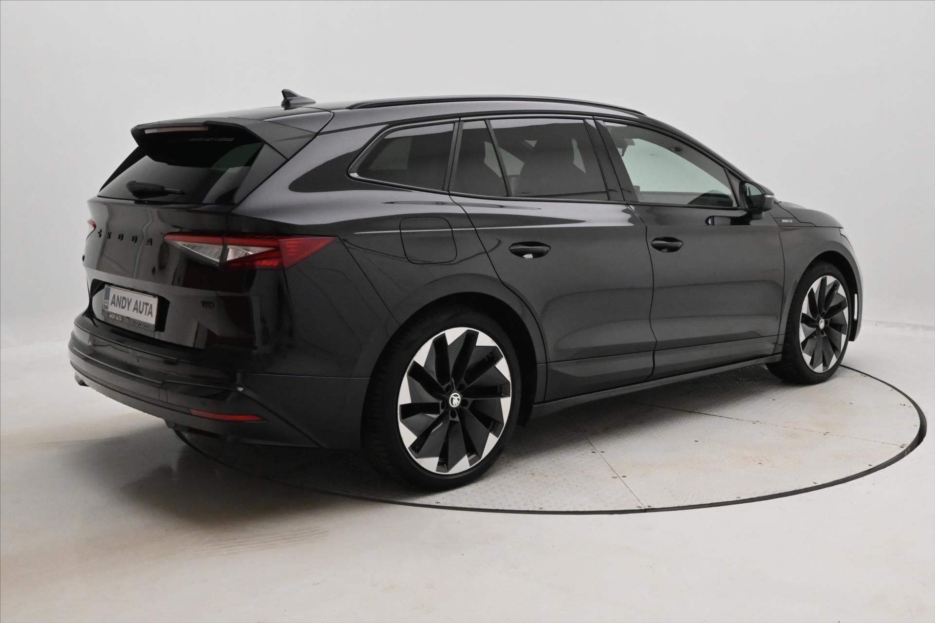 Hlavní fotografie vozu Škoda Enyaq iV60 132 kW SportLINE Záruka až 3 roky (5)