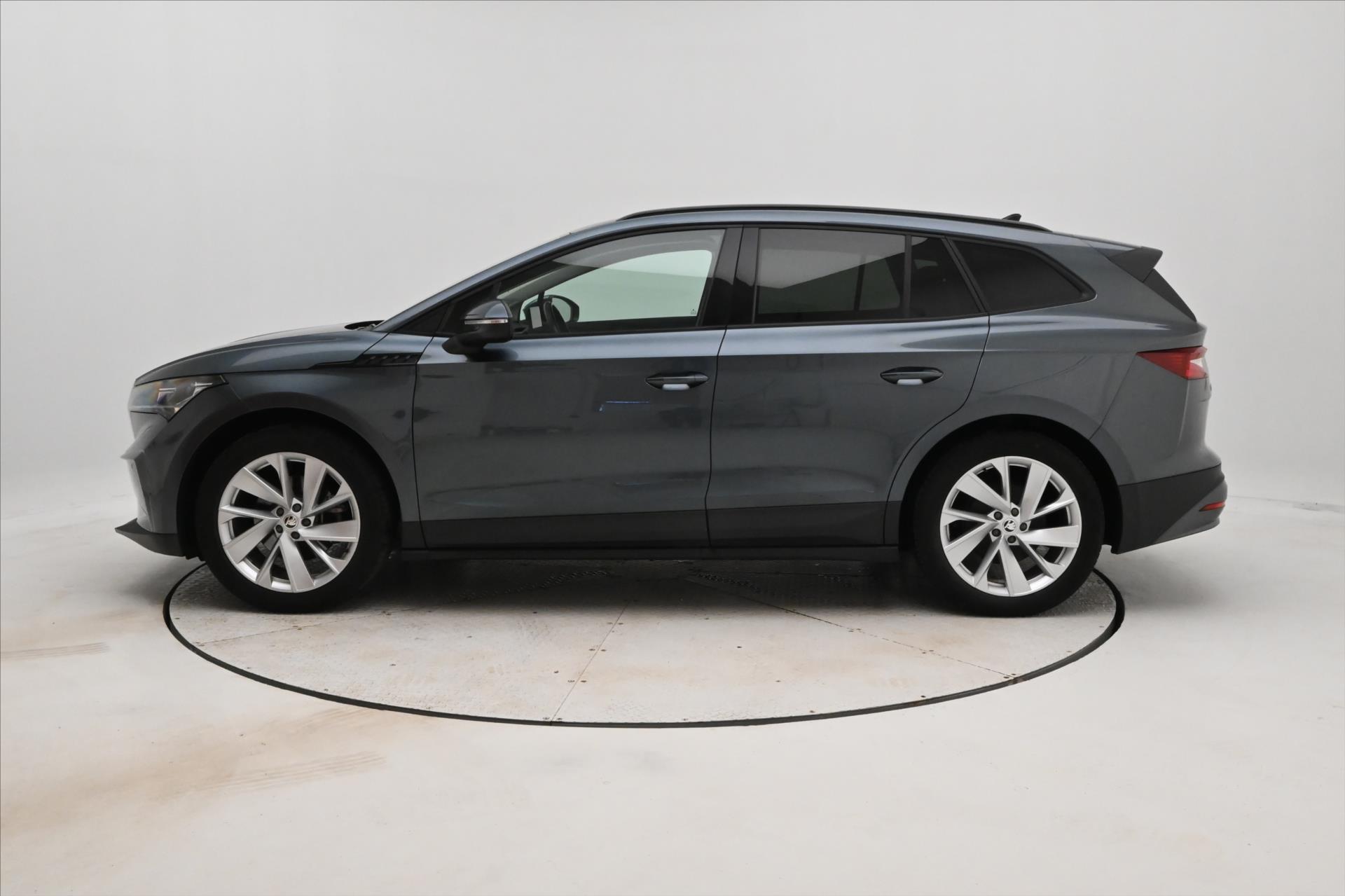 Main photo of the car Skoda Enyaq iV 60 132kW SOH 92% FIRST Edition Záruka až 3 roky (8)