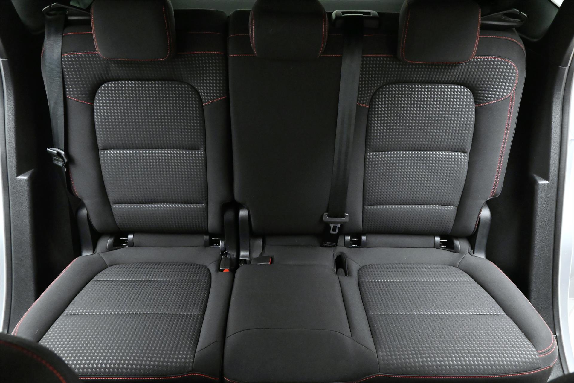 Hlavní fotografie vozu Ford Kuga 2,5 Hybrid 112kW SOH-100% ST-Line AT Záruka až 5 let (26)