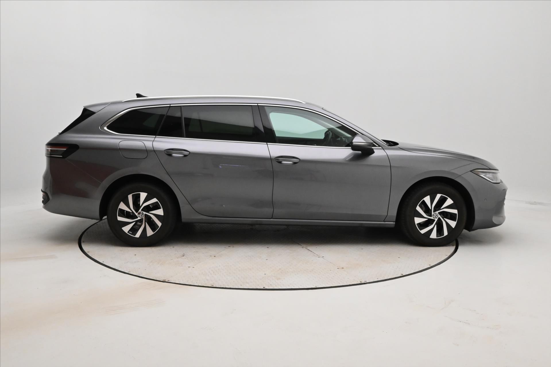 Main photo of the car Volkswagen Passat 2.0 TDI 110 kW DSG Business Warranty up to 5 years (4)