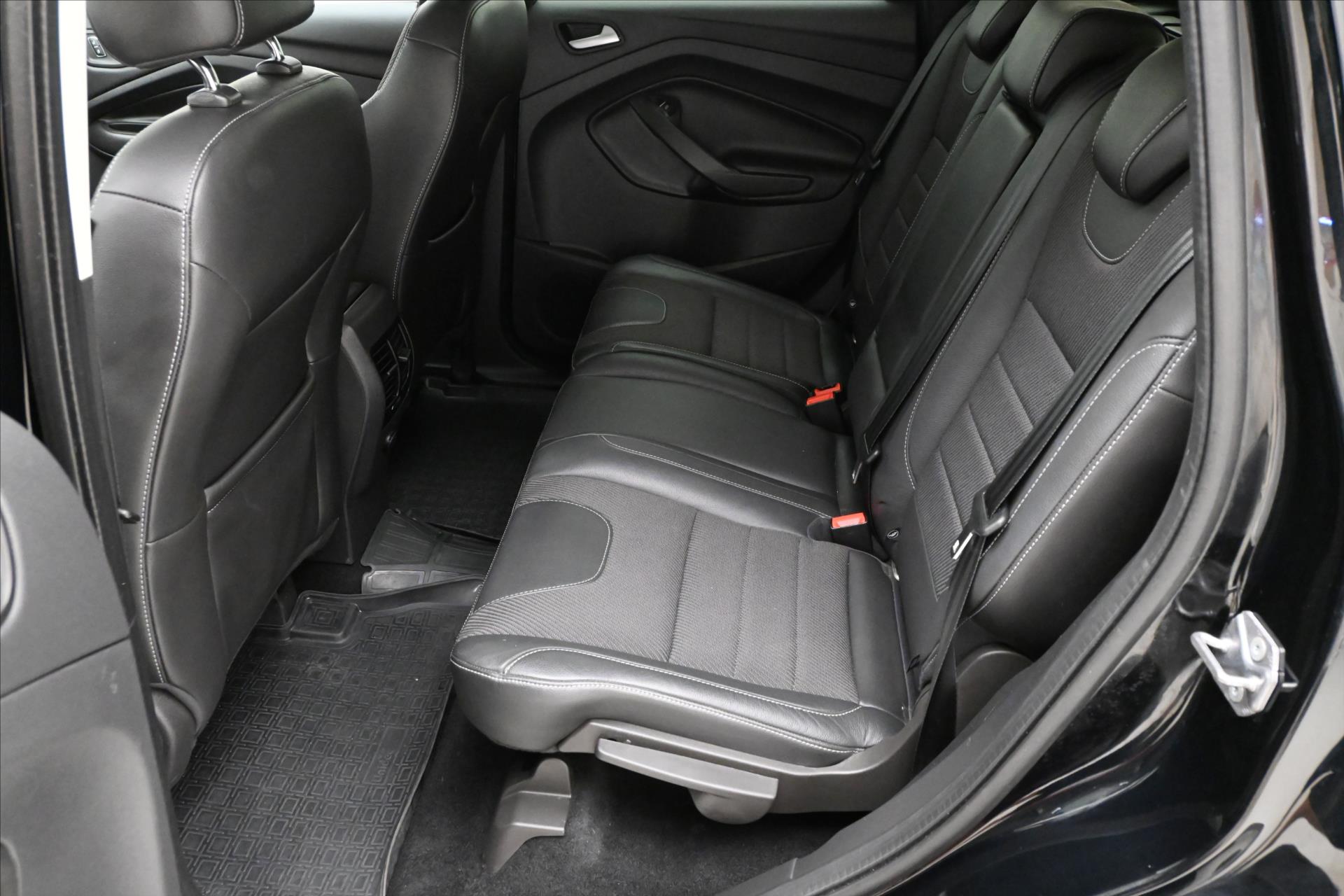 Main photo of the car Ford Kug 2,0 TDCi 110kW Tažné Záruka až 5 let (14)