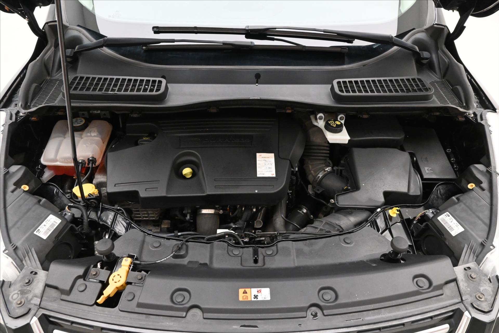 Main photo of the car Ford Kug 2,0 TDCi 110kW Tažné Záruka až 5 let (9)