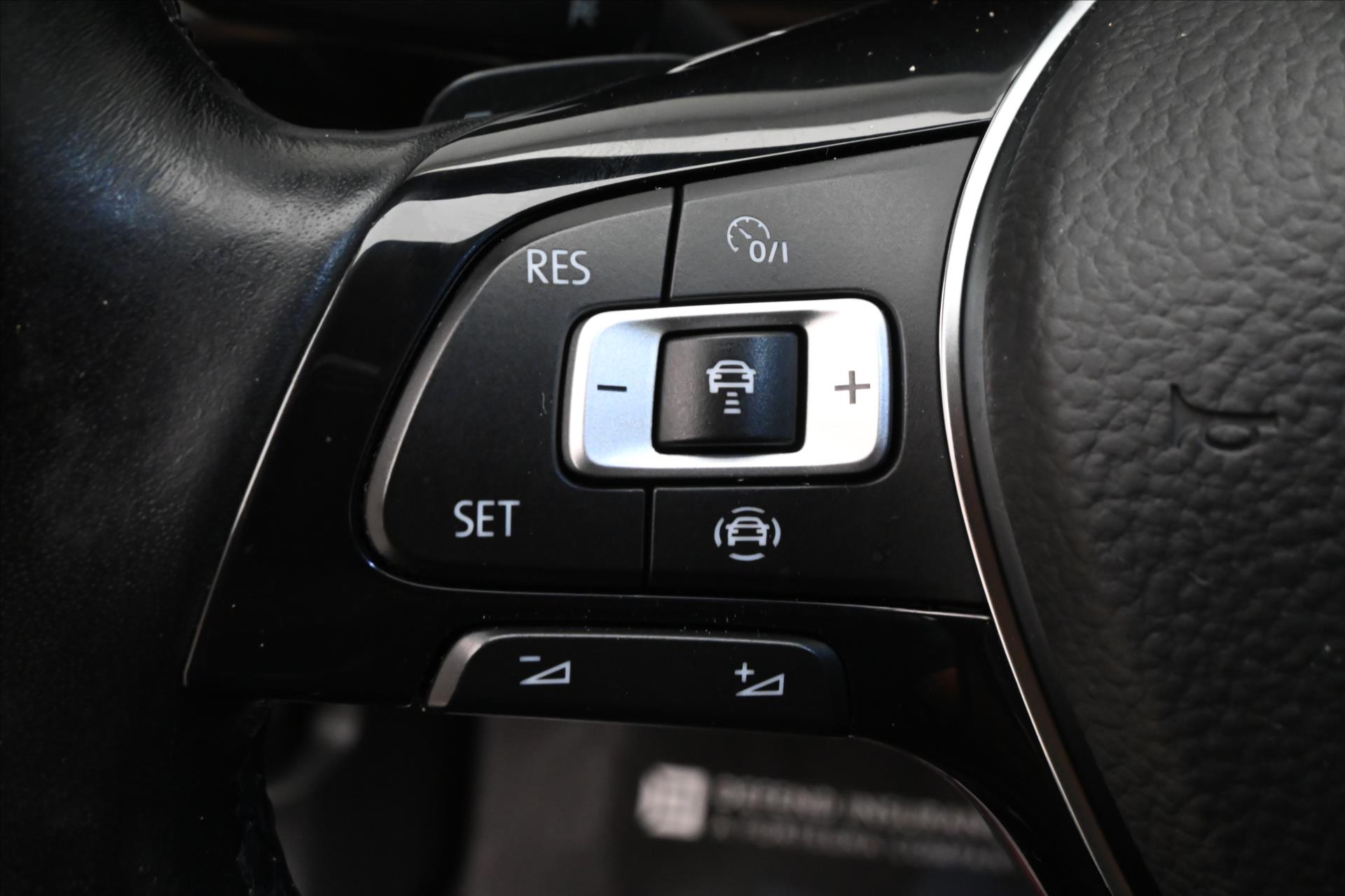 Hlavní fotografie vozu Volkswagen Touran 2,0 TDI 110kW DSG Highline 7míst Záruka až 5 let (24)