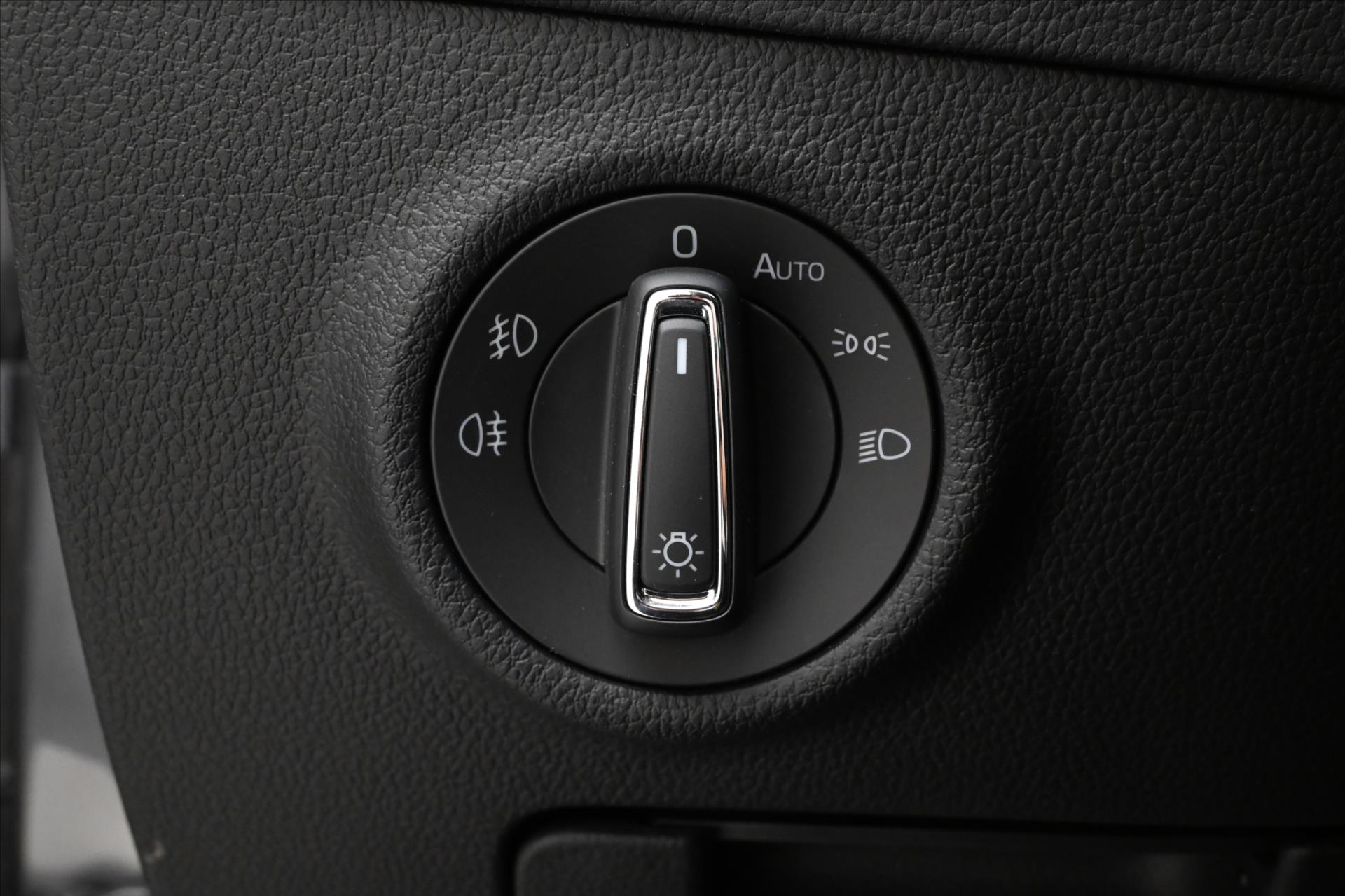 Hlavní fotografie vozu Škoda Superb 2,0 TDI 110kW DSG Style Záruka až 5 let (20)