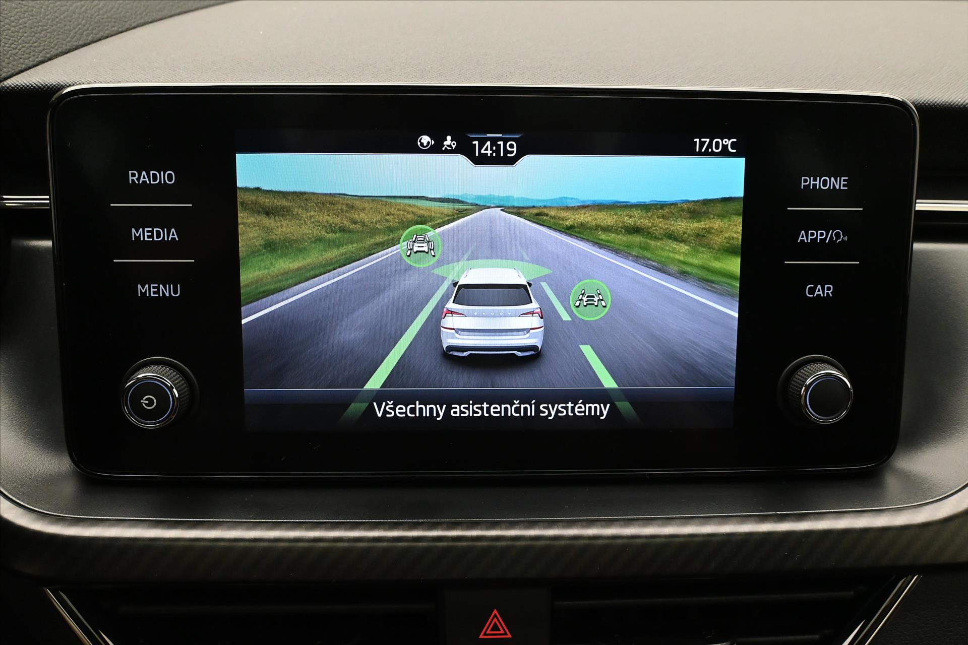 Hlavní fotografie vozu Škoda Kamiq 1,0 TSI 81kW MONTE CARLO Záruka až 5 let (16)