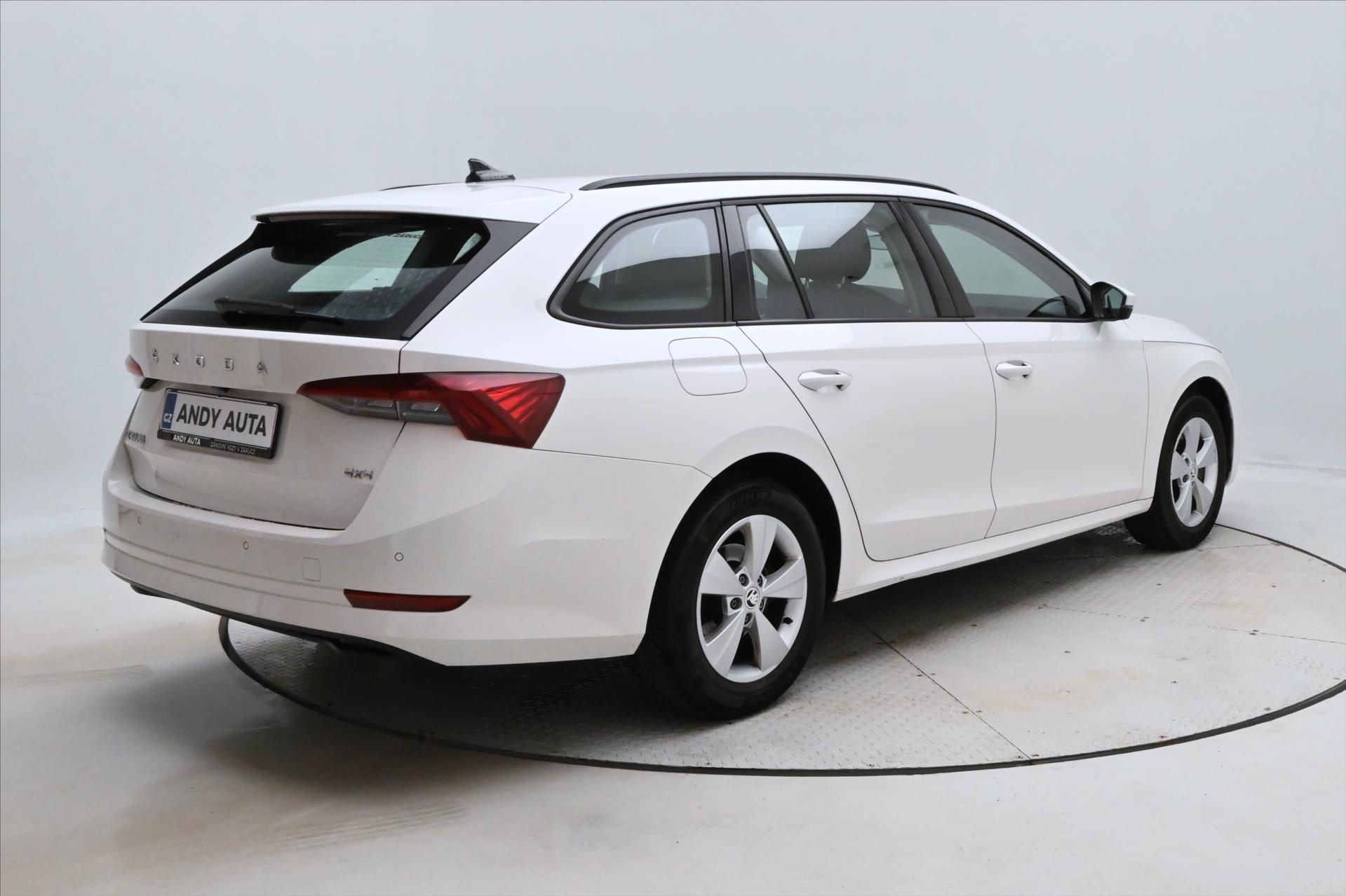 Hlavní fotografie vozu Škoda Octavia 2,0 TDI 110kW DSG Ambition 4x4 Záruka až 5 let (5)