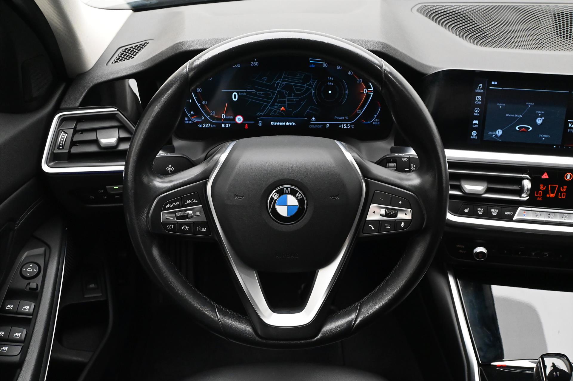 Hlavní fotografie vozu BMW Řada 3 2,0 320d 140kW Sport Touring Steptronic Záruka až 5 le (18)
