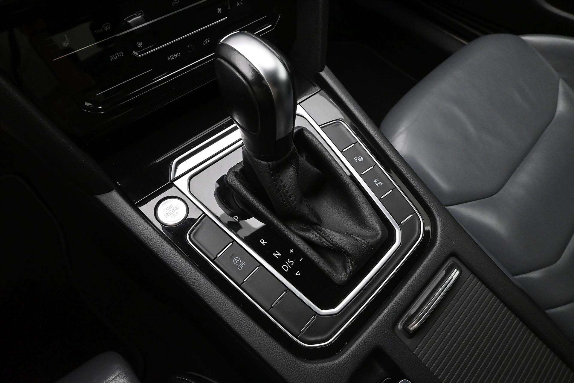 Hlavní fotografie vozu Volkswagen Arteon 2,0 TDI 147 kW DSG 4x4 ELEGANCE Záruka až 5 let (23)