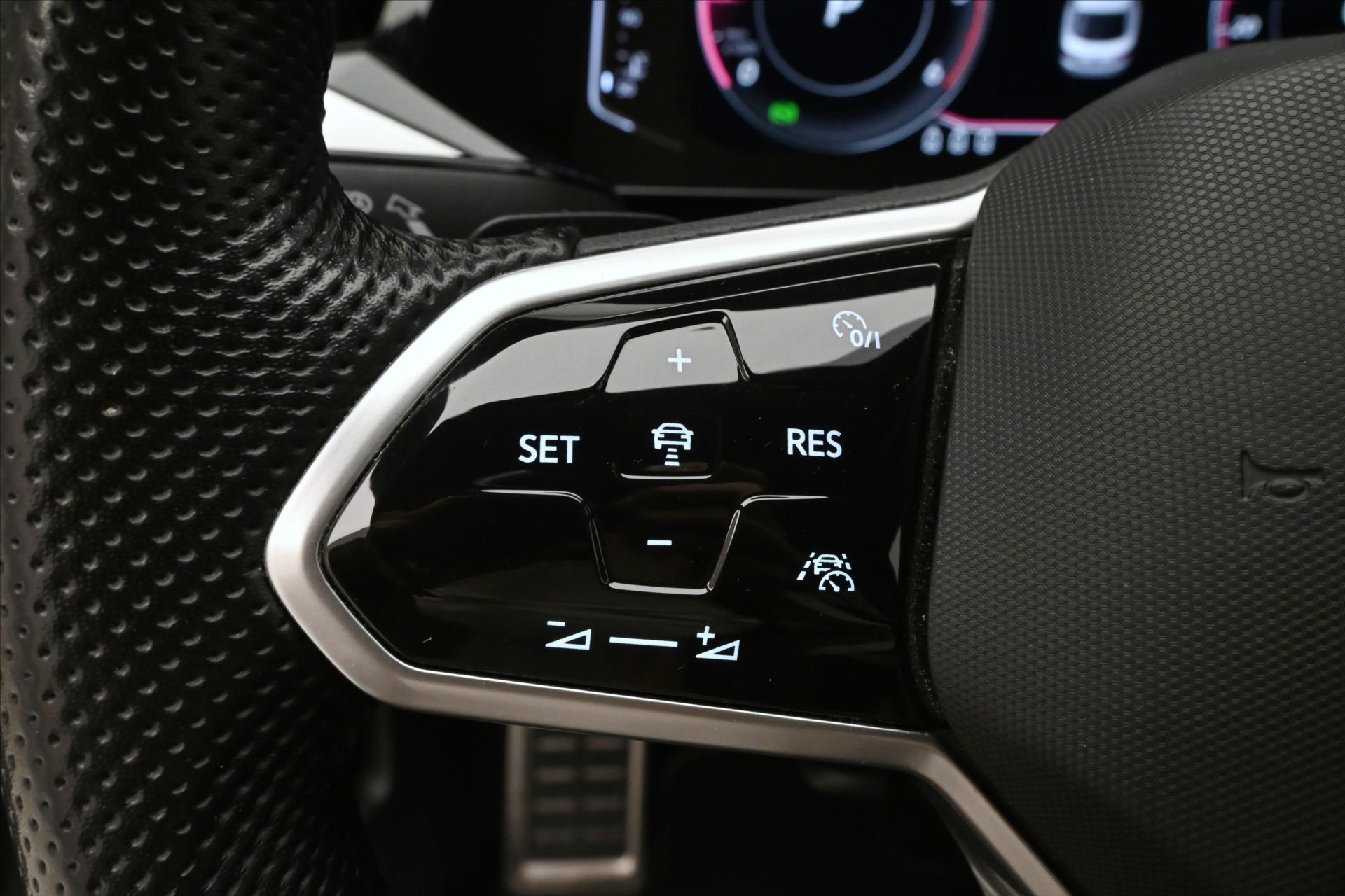 Hlavní fotografie vozu Volkswagen Arteon 2,0 TDI 147 kW DSG 4x4 ELEGANCE Záruka až 5 let (24)