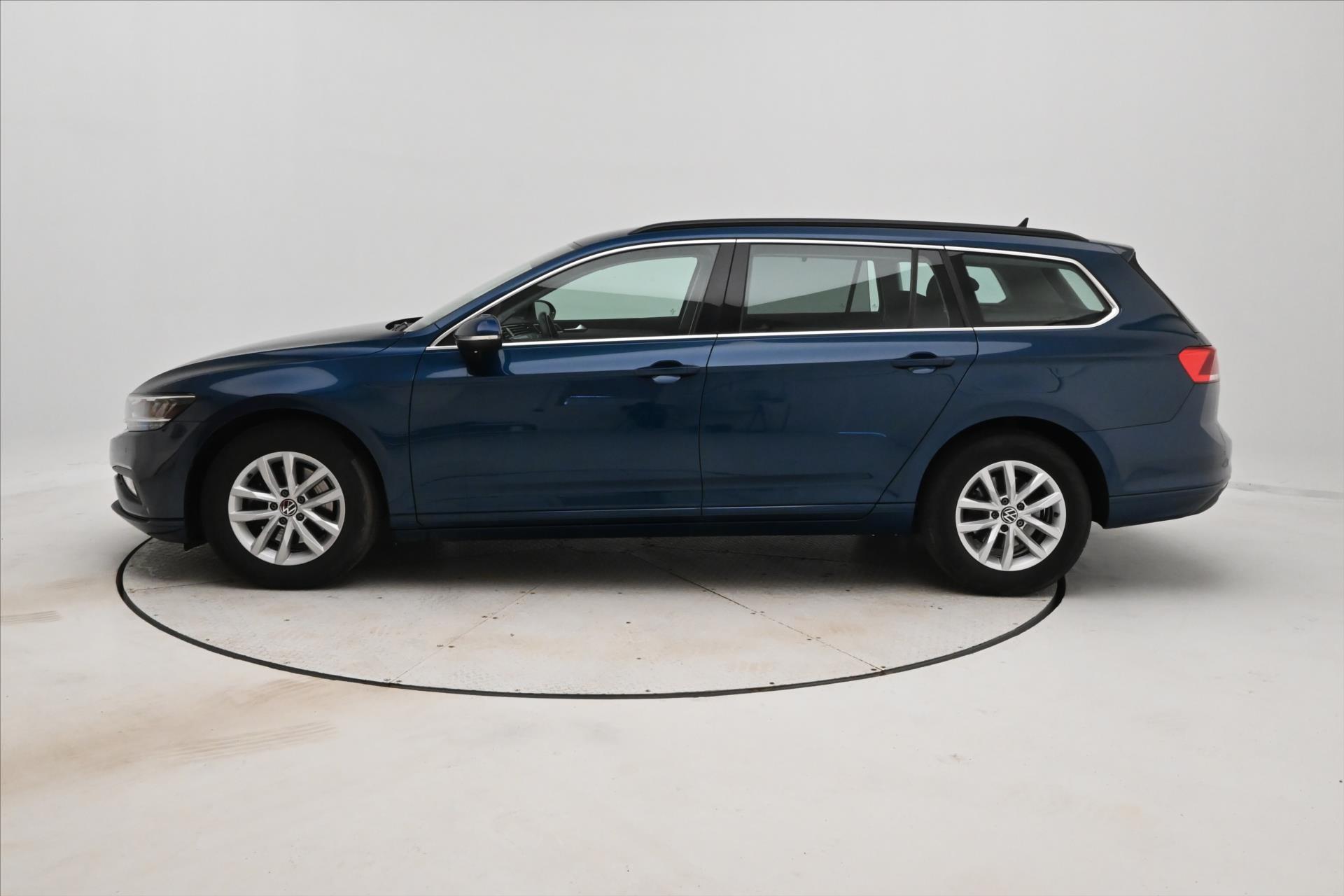 Main photo of the car Volkswagen Passat 2.0 TDI 110kW DSG Business Warranty up to 5 years (8)