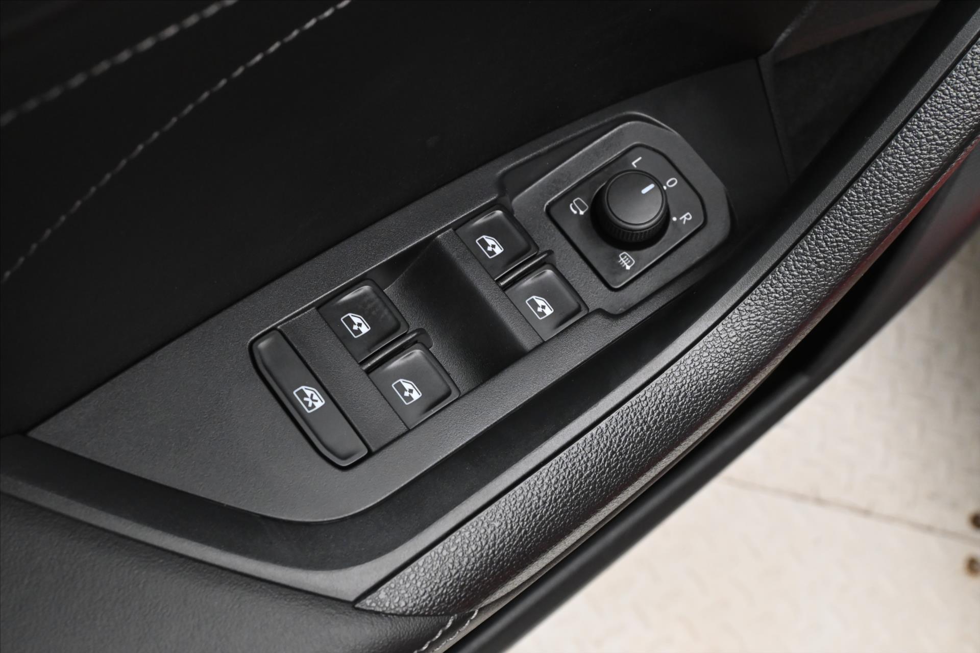 Main photo of the car Skoda Kodiaq 2,0 TDI 147 KW DSG 4X4 TAŽNÉ Záruka až 5 let (25)