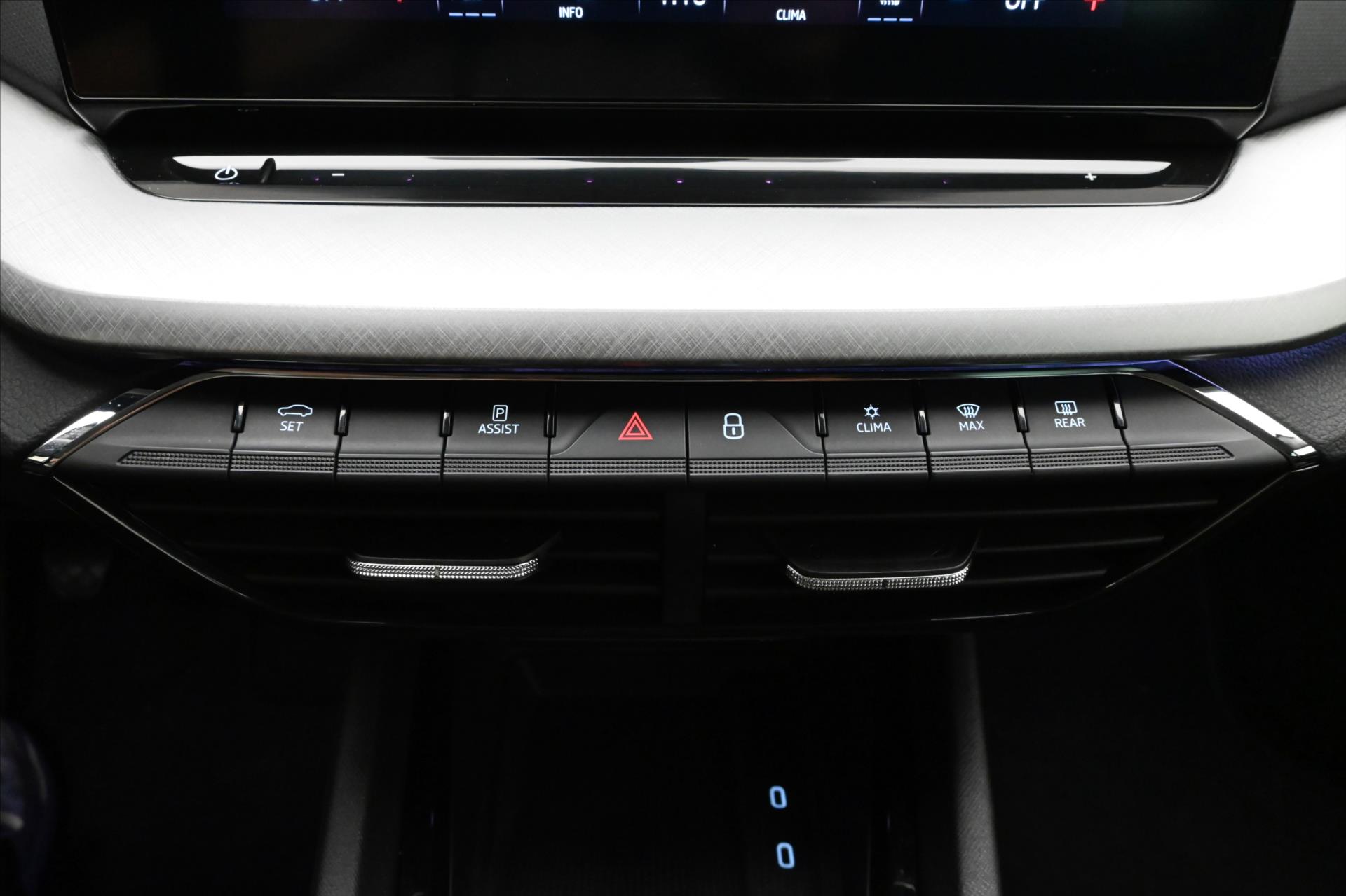 Hlavní fotografie vozu Škoda Octavia 2,0 TDI 110kW LED Matrix Navi Záruka až 5 let (18)