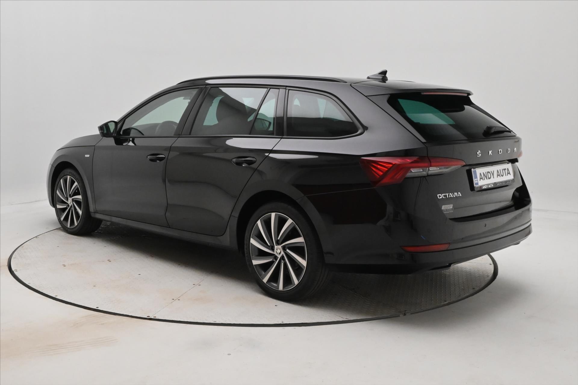 Hlavní fotografie vozu Škoda Octavia 2,0 TDI 110kW LED Matrix Navi Záruka až 5 let (7)