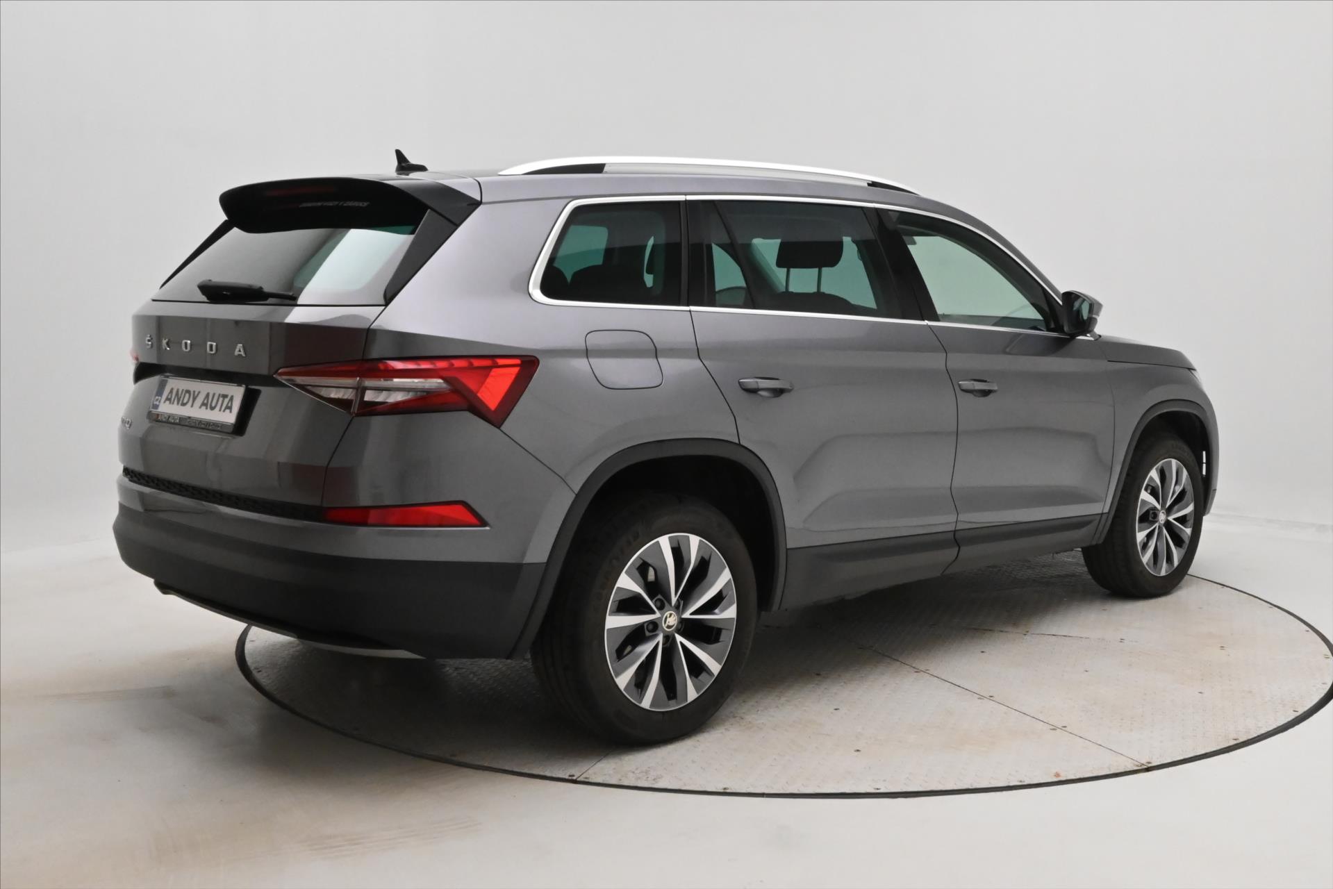 Hlavní fotografie vozu Škoda Kodiaq 2,0 TDI 110kW DSG Ambition Záruka až 5 let (5)