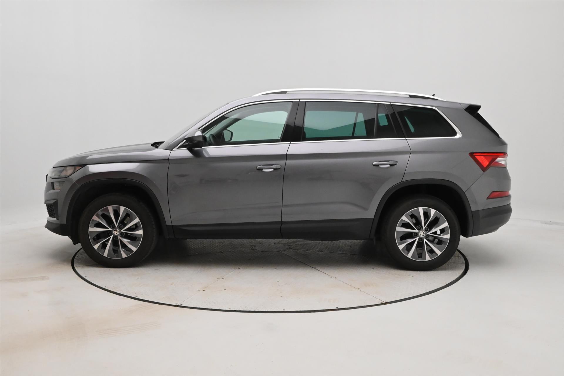 Hlavní fotografie vozu Škoda Kodiaq 2,0 TDI 110kW DSG Ambition Záruka až 5 let (8)